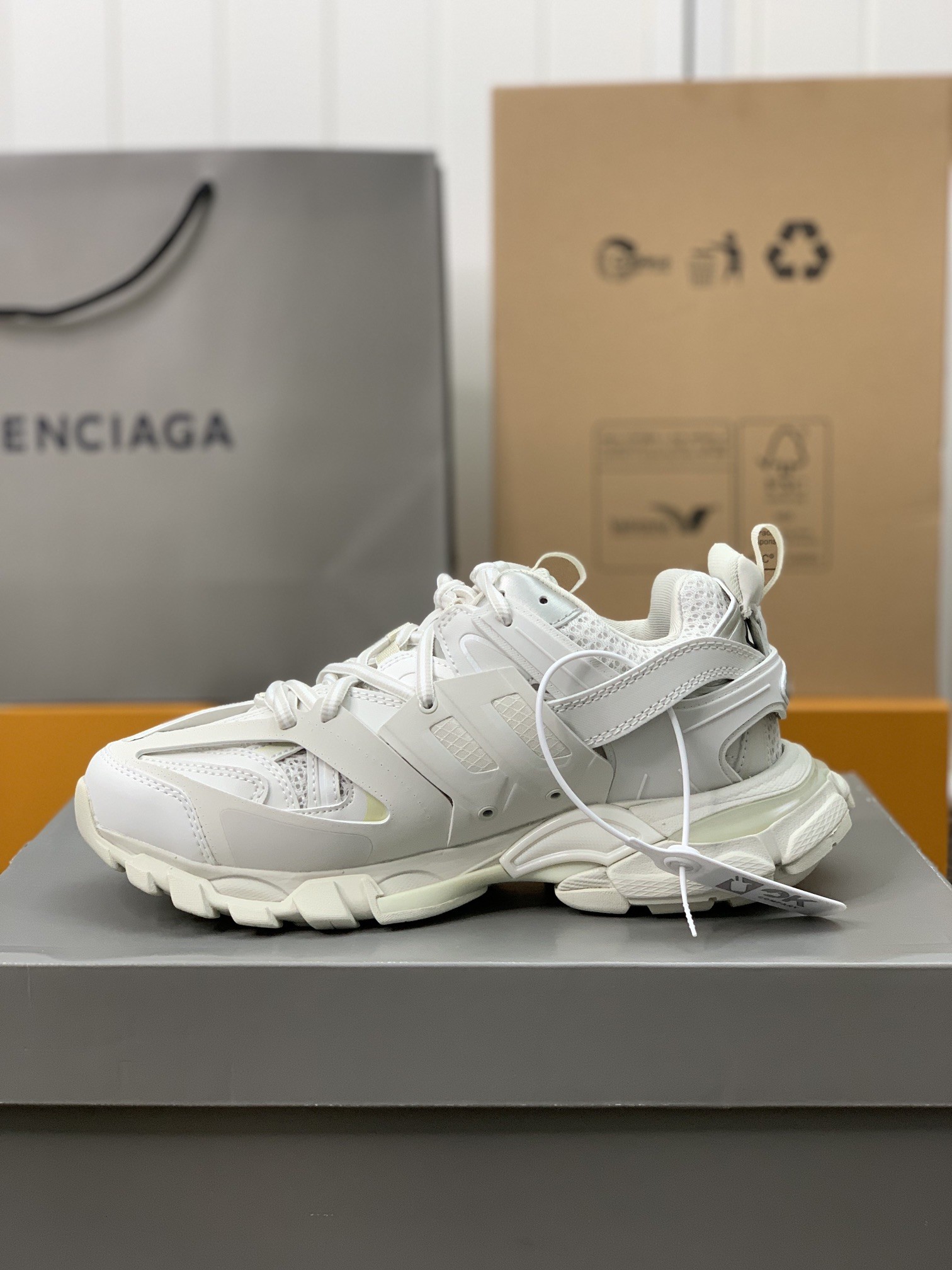 「#298」Balenciaga sneakers - Image 4