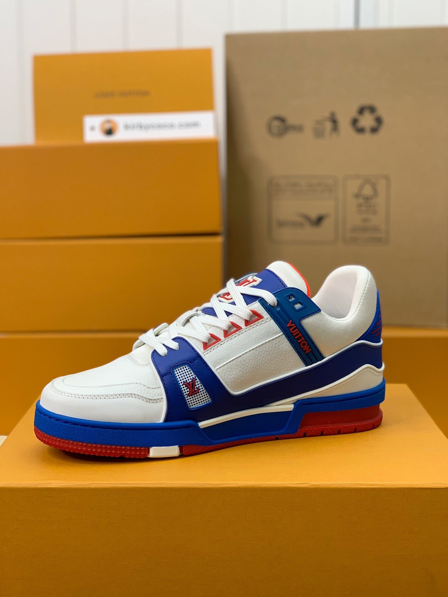 「#340」LOUIS VUITTON TRAINER Sneakers - Image 4
