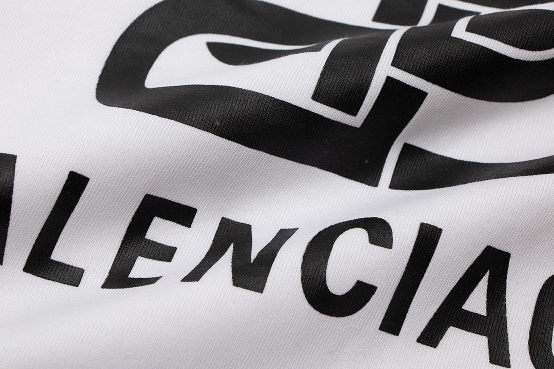 「#368」Balenciaga SS22 LOGO Tshirt - Image 3