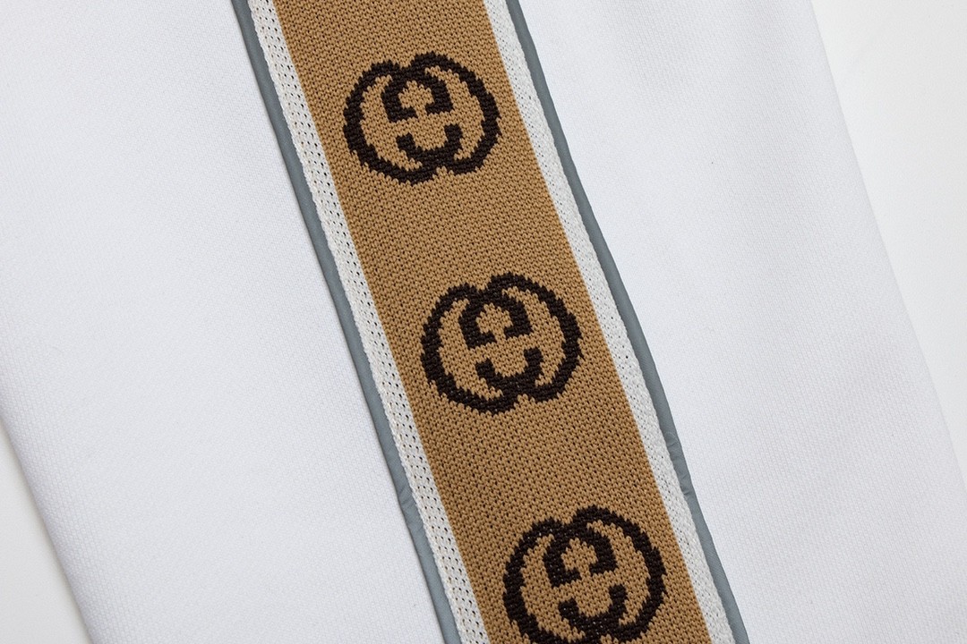 「#412」Gucci FW23 Hoodie - Image 3