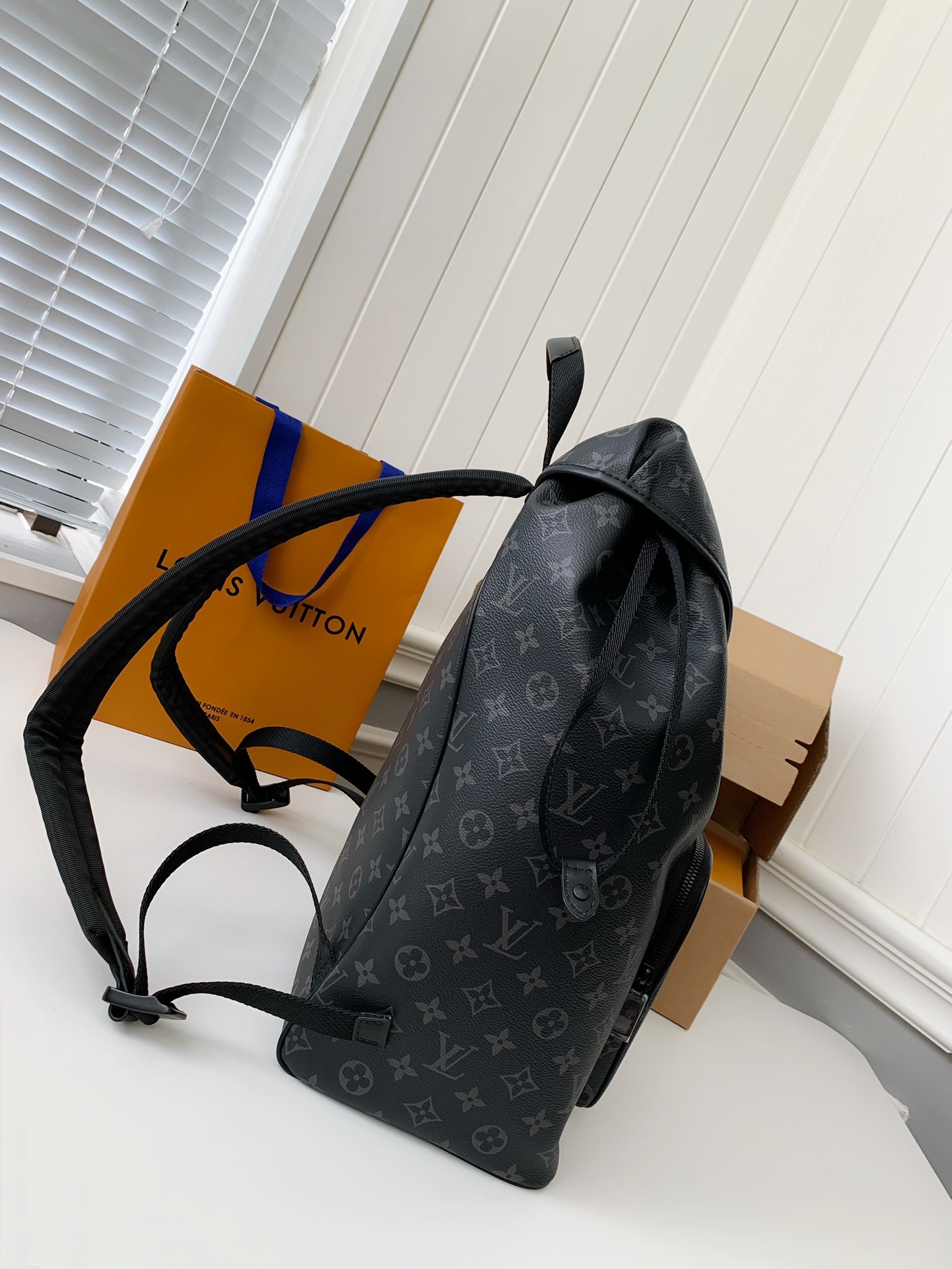「#459」Lovis Vuitton MONTSOURIS 32*40*19cm - Image 5