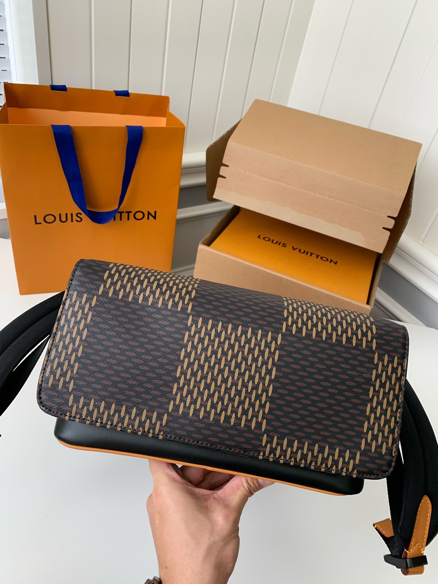 「#462」Lovis Vuitton × NIGO Campus 30*39*13cm - Image 3