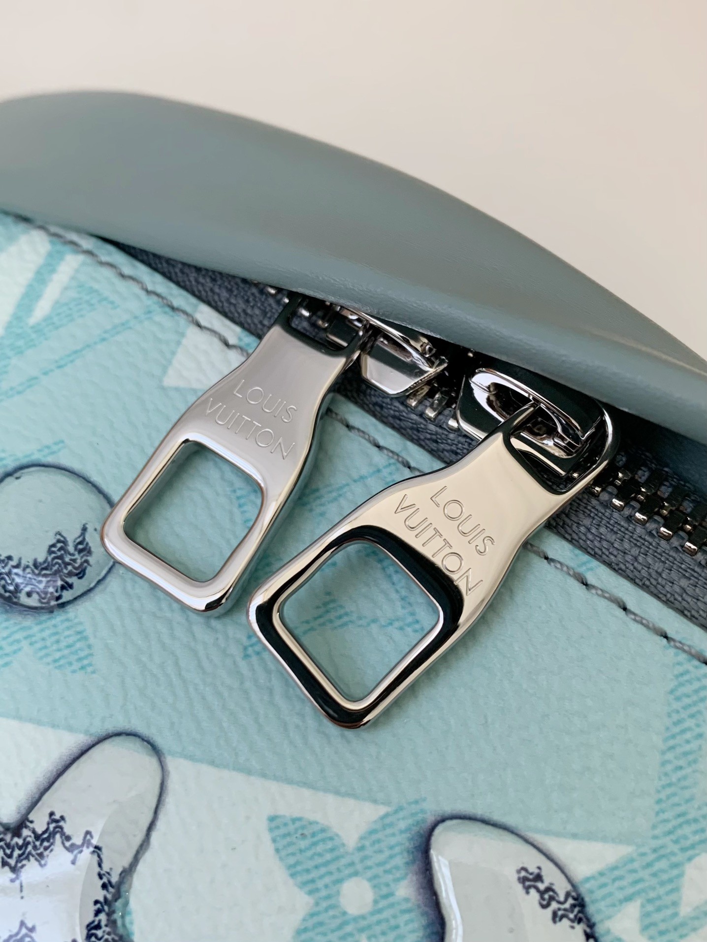 「#473」Lovis Vuitton DISCOVERY 44*15*9cm - Image 5