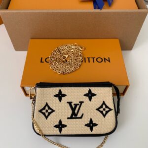 「#484」Lovis Vuitton MINI POCHETTE ACCESSOIRES 15.5*10.5*4cm