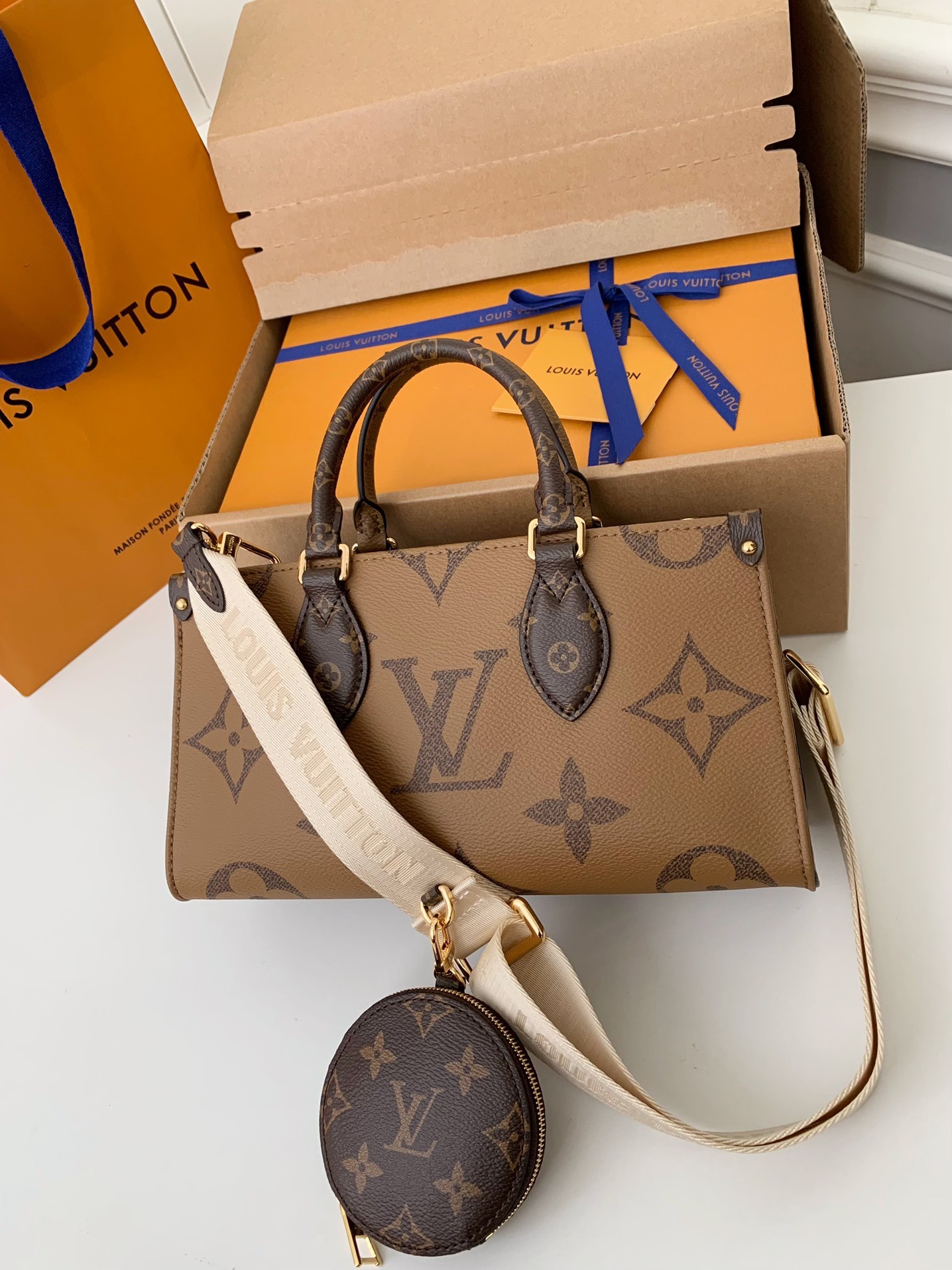 「#457」Lovis Vuitton Onthego Eat-West 25*13*10cm - Image 2