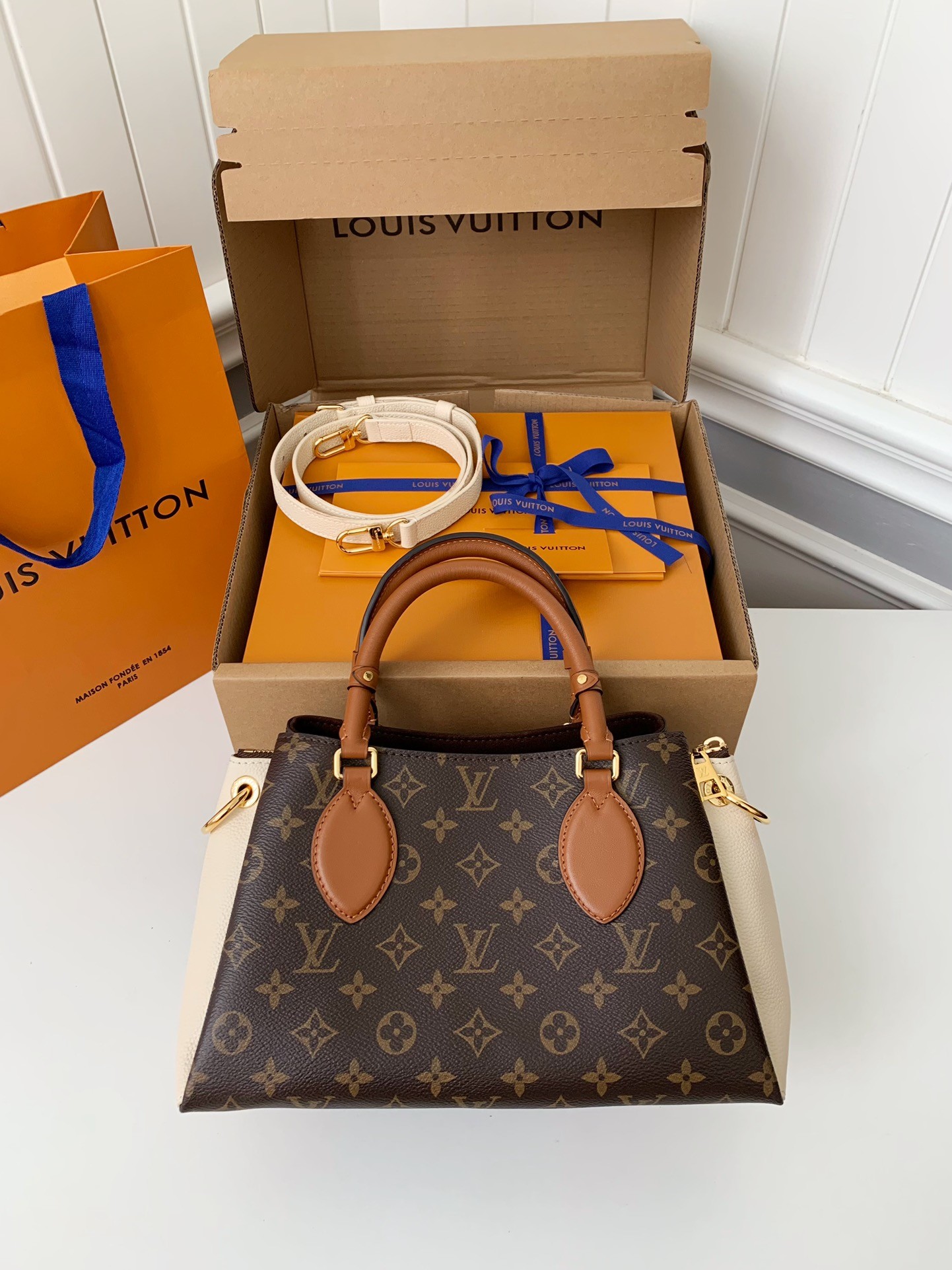 「#496」Lovis Vuitton VENDOME 26*18*15cm