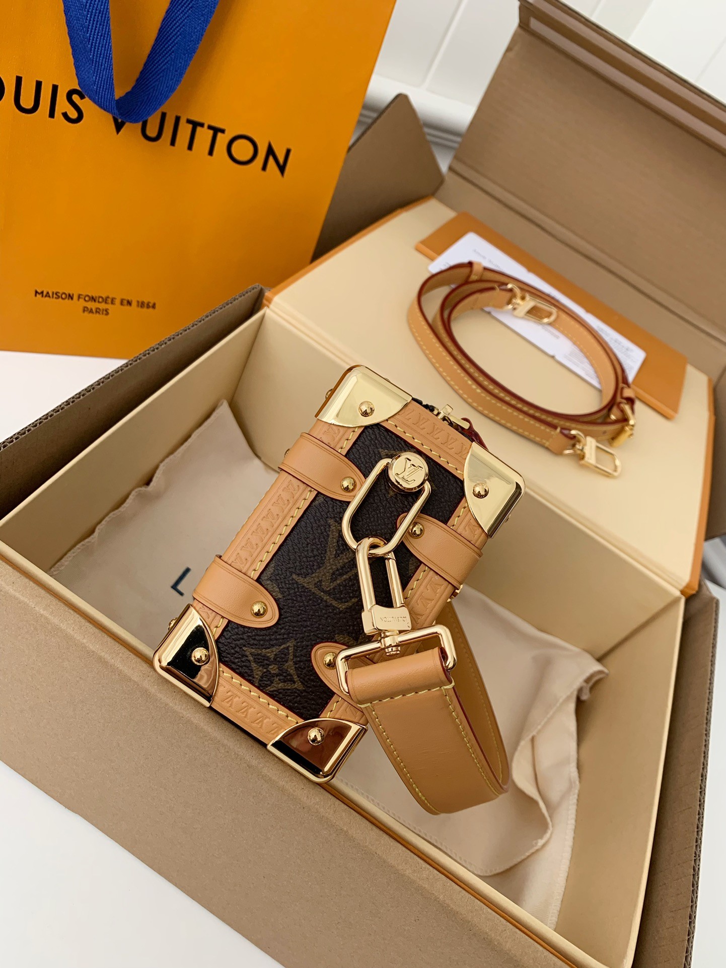 「#497」Lovis Vuitton SIDE TRUNK 18*12.5*8cm - Image 3