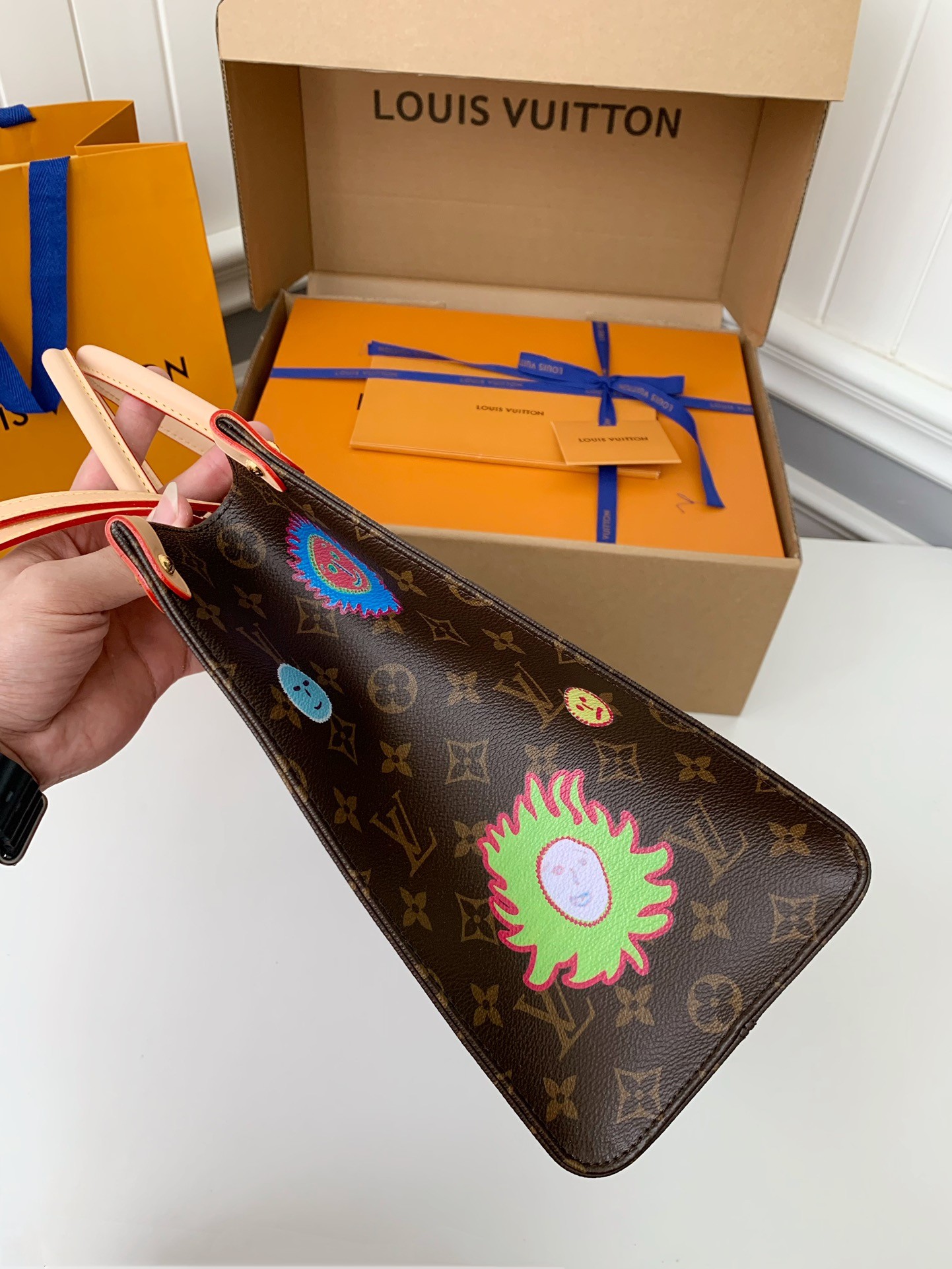 「#505」Lovis Vuitton x Yayoi Kusama ONTHEGO 35*27*14cm - Image 4