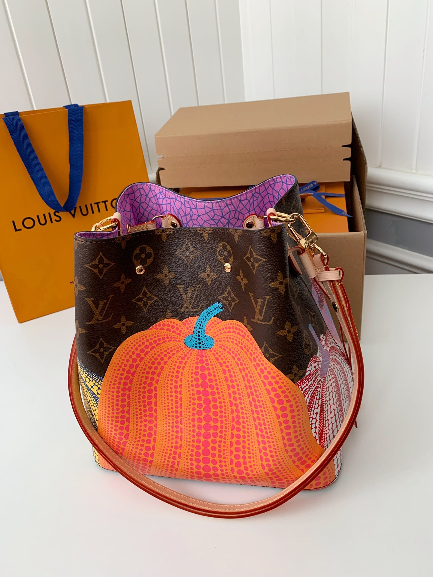 「#508」Lovis Vuitton x Yayoi Kusama NÉONOÉ 26*26*17.5cm - Image 2