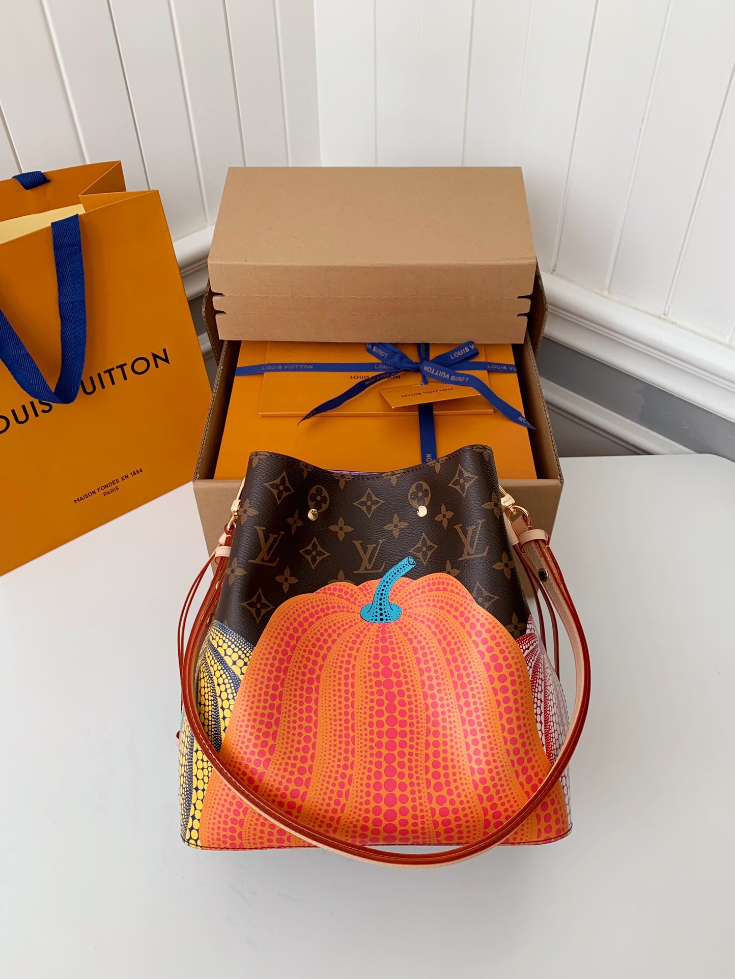 「#508」Lovis Vuitton x Yayoi Kusama NÉONOÉ 26*26*17.5cm