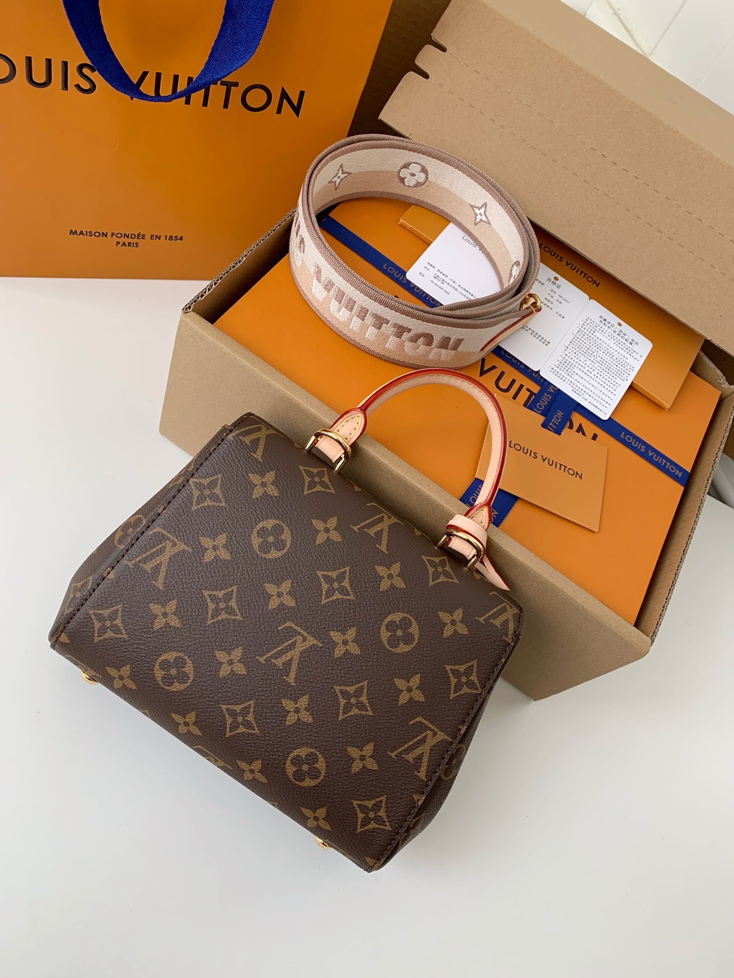 「#510」Lovis Vuitton CLUNY 20*16*7.5cm - Image 4