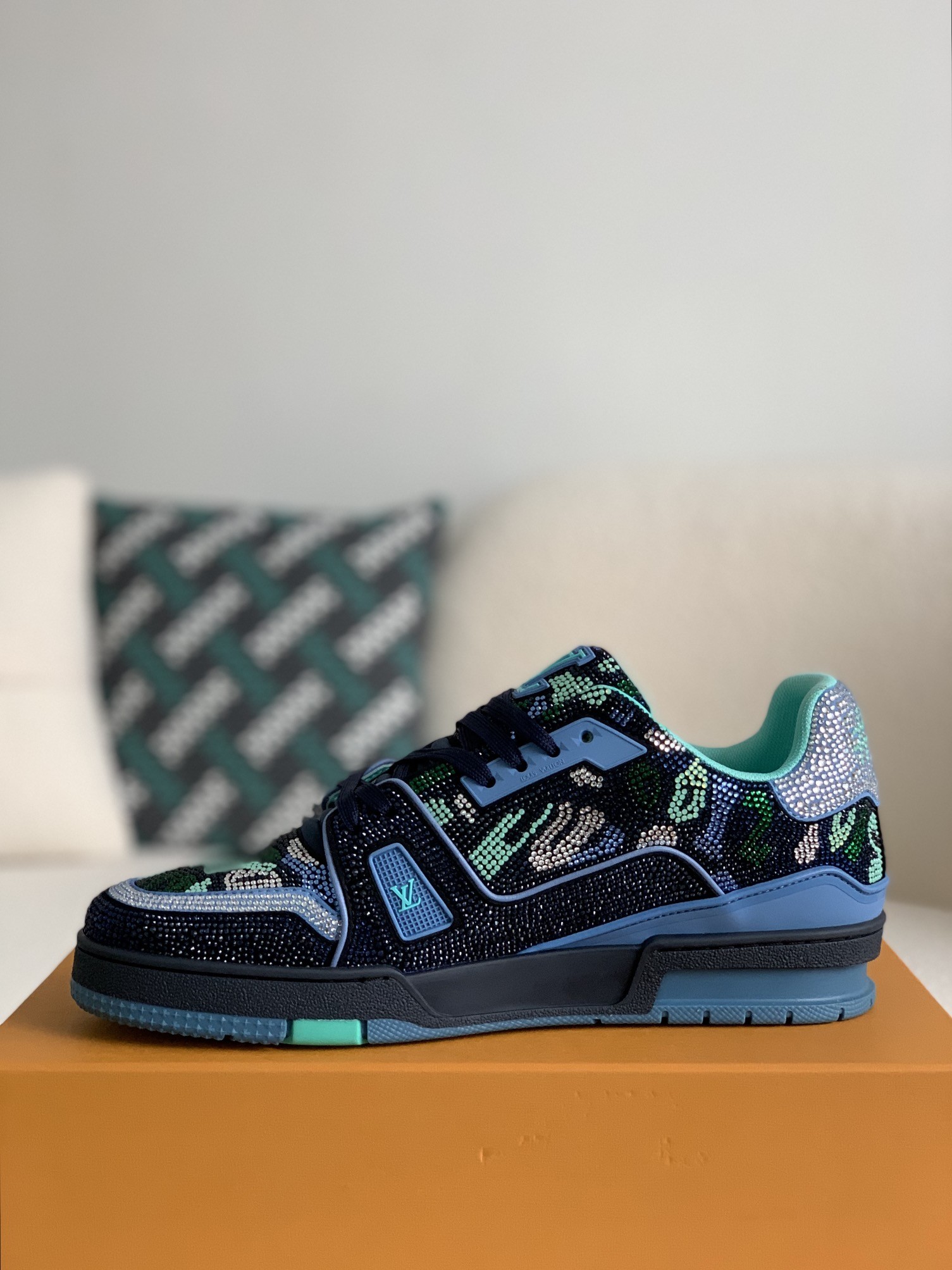 「#310」LOUIS VUITTON TRAINER Sneakers - Image 4