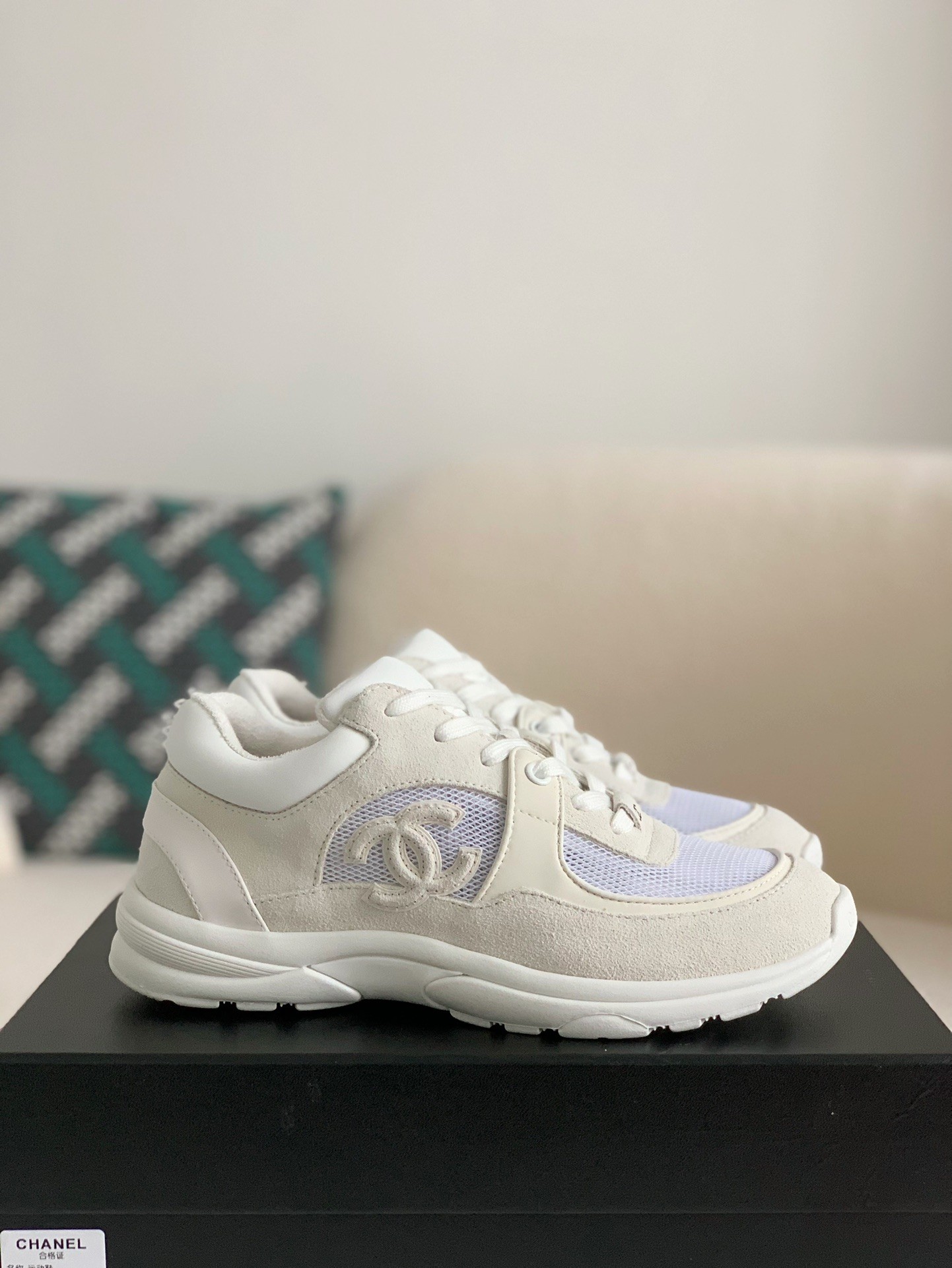 「#512」Chanel 23P Sneakers - Image 2
