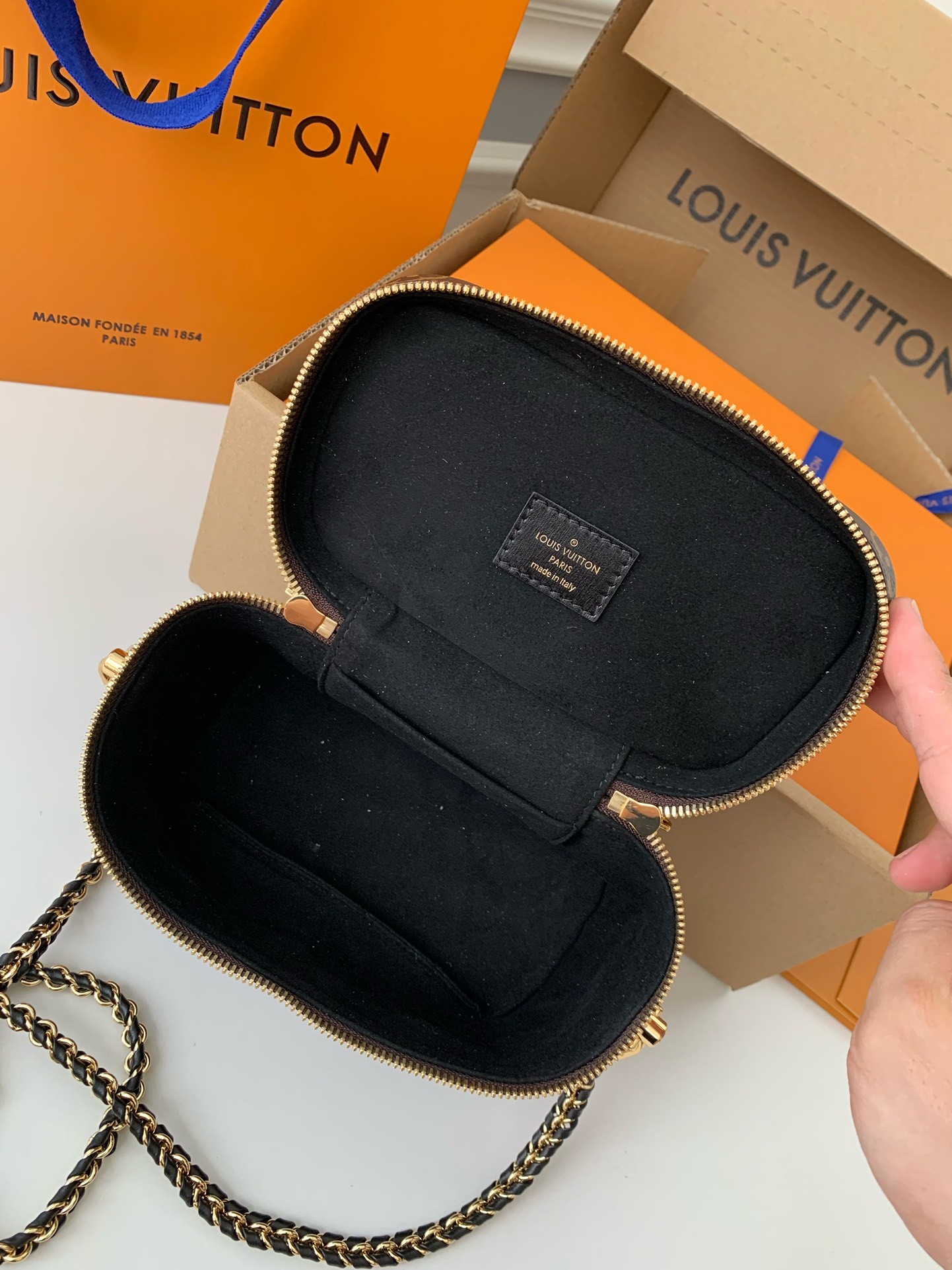 「#519」 Lovis Vuitton VANITY M45165 19*13*11cm - Image 4