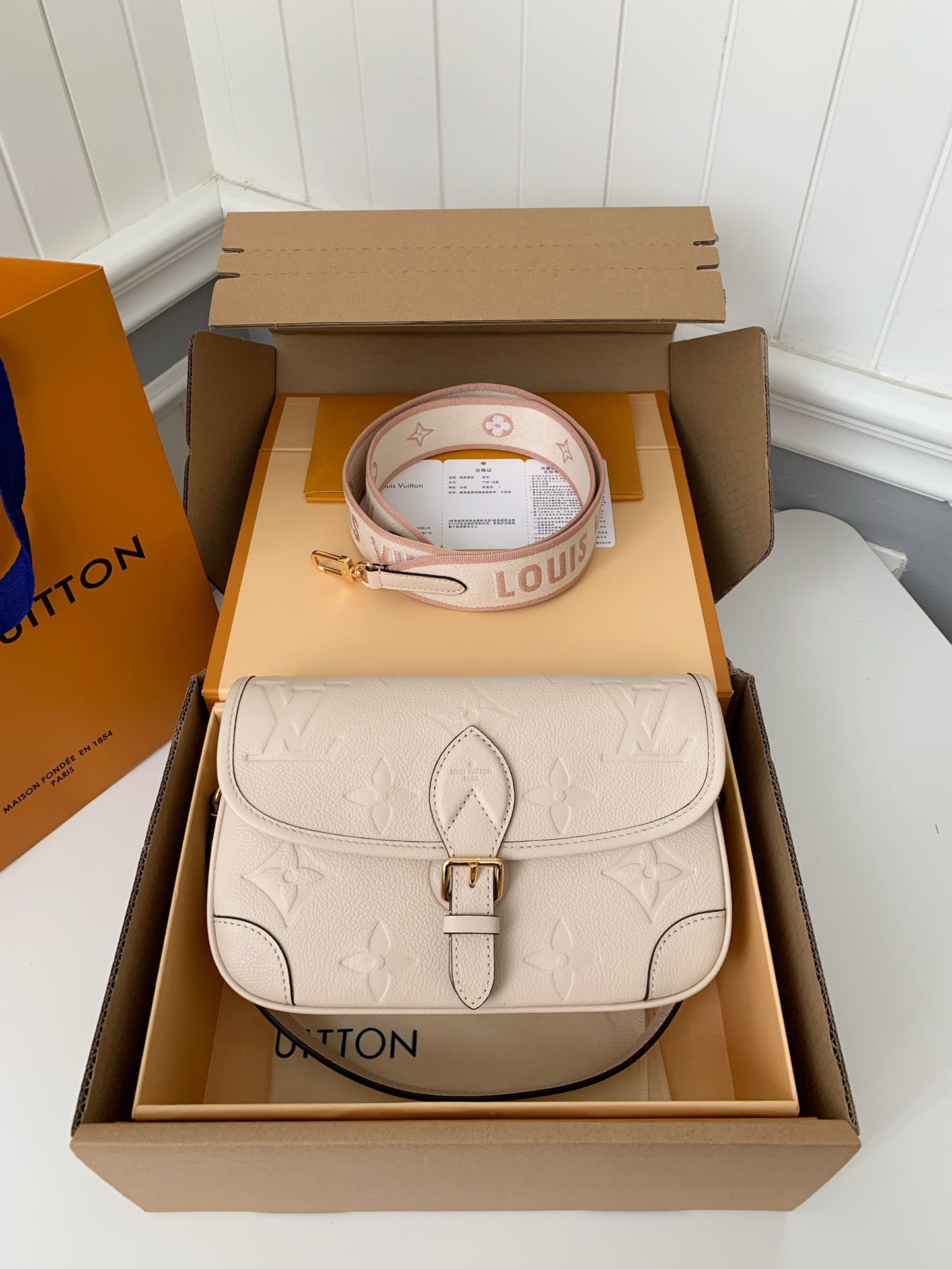 「#520」 Lovis Vuitton DIANE 23*16*8.5cm