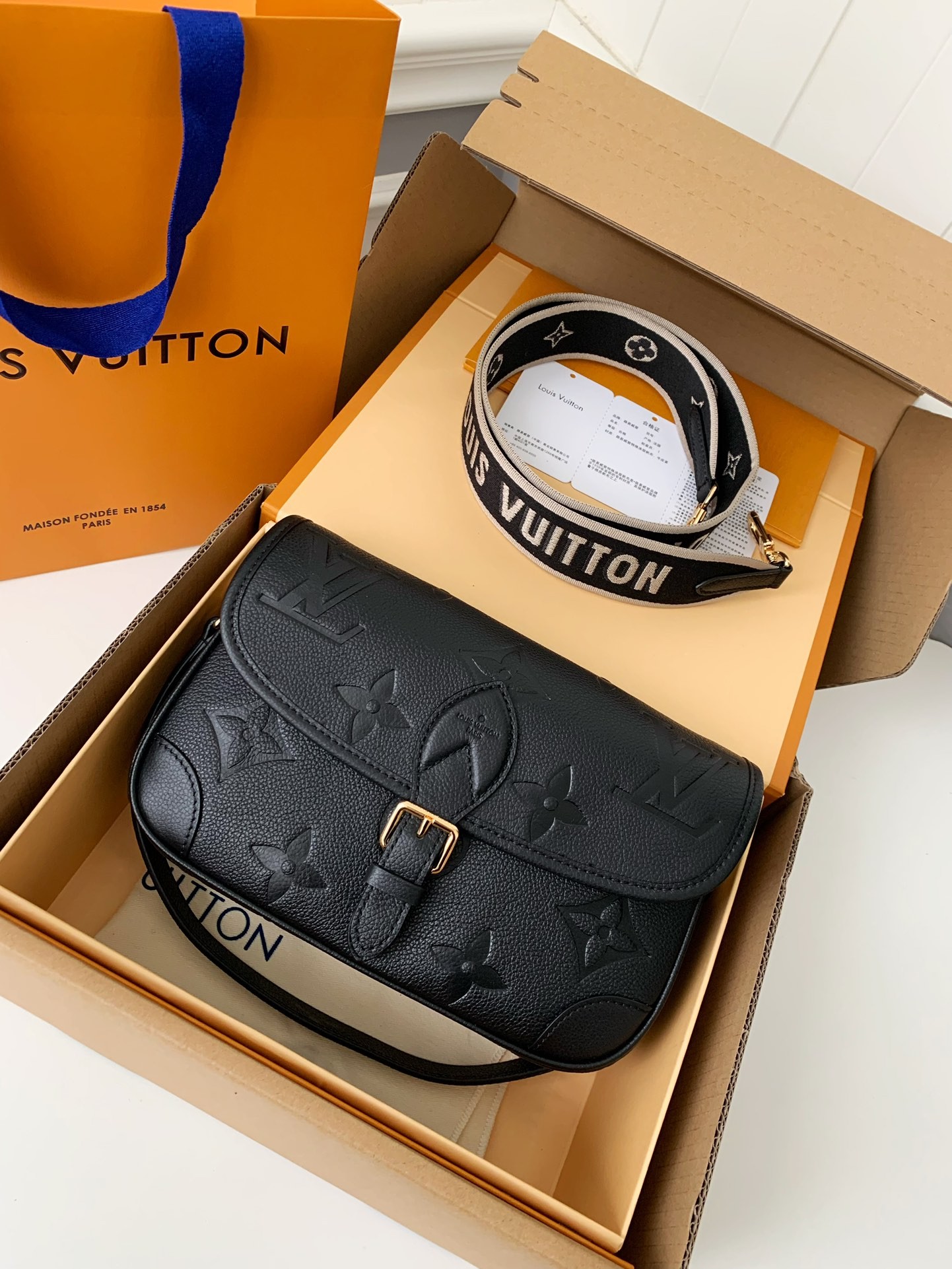 「#521」 Lovis Vuitton DIANE 23*16*8.5cm - Image 2