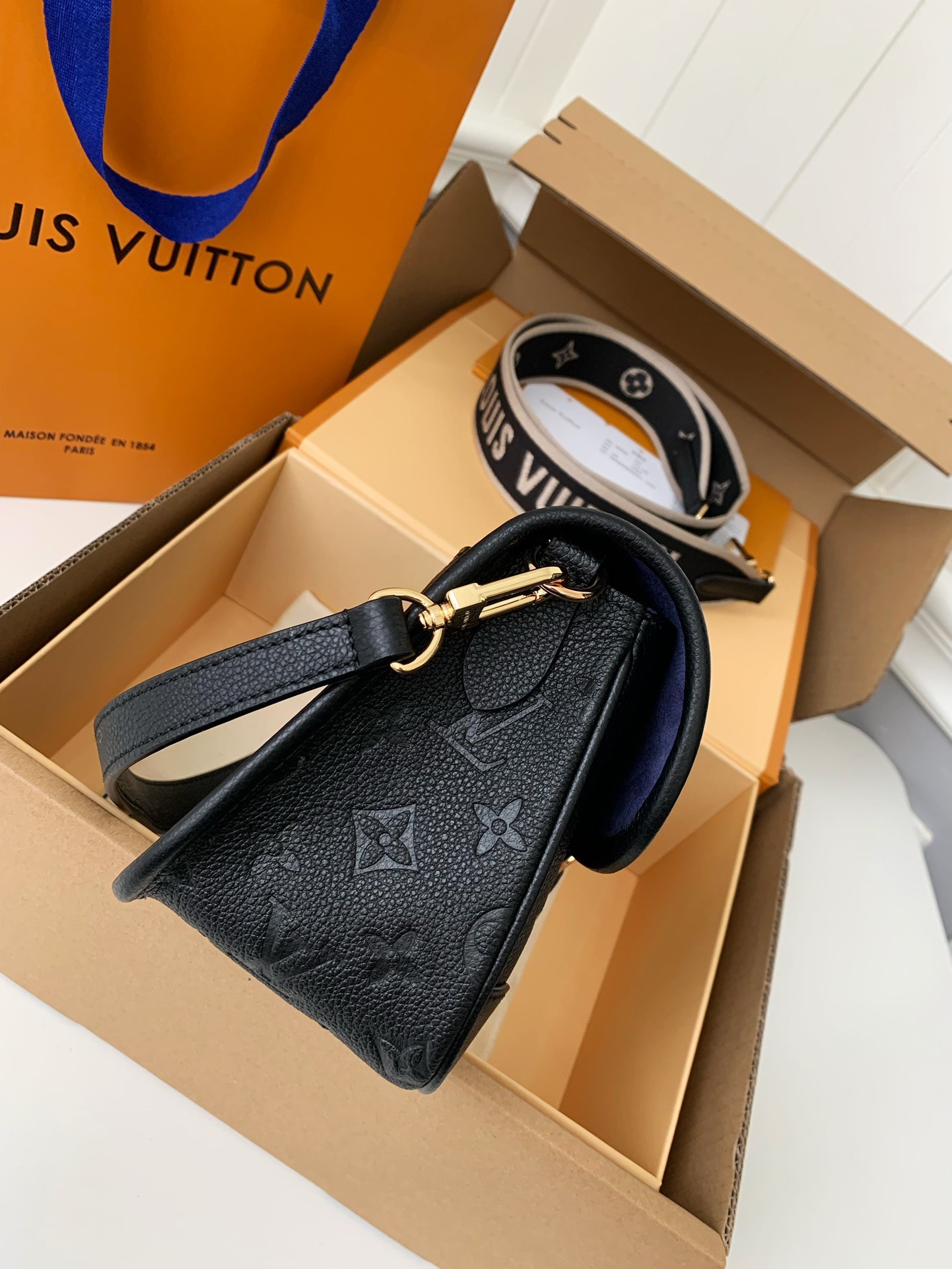 「#521」 Lovis Vuitton DIANE 23*16*8.5cm - Image 3