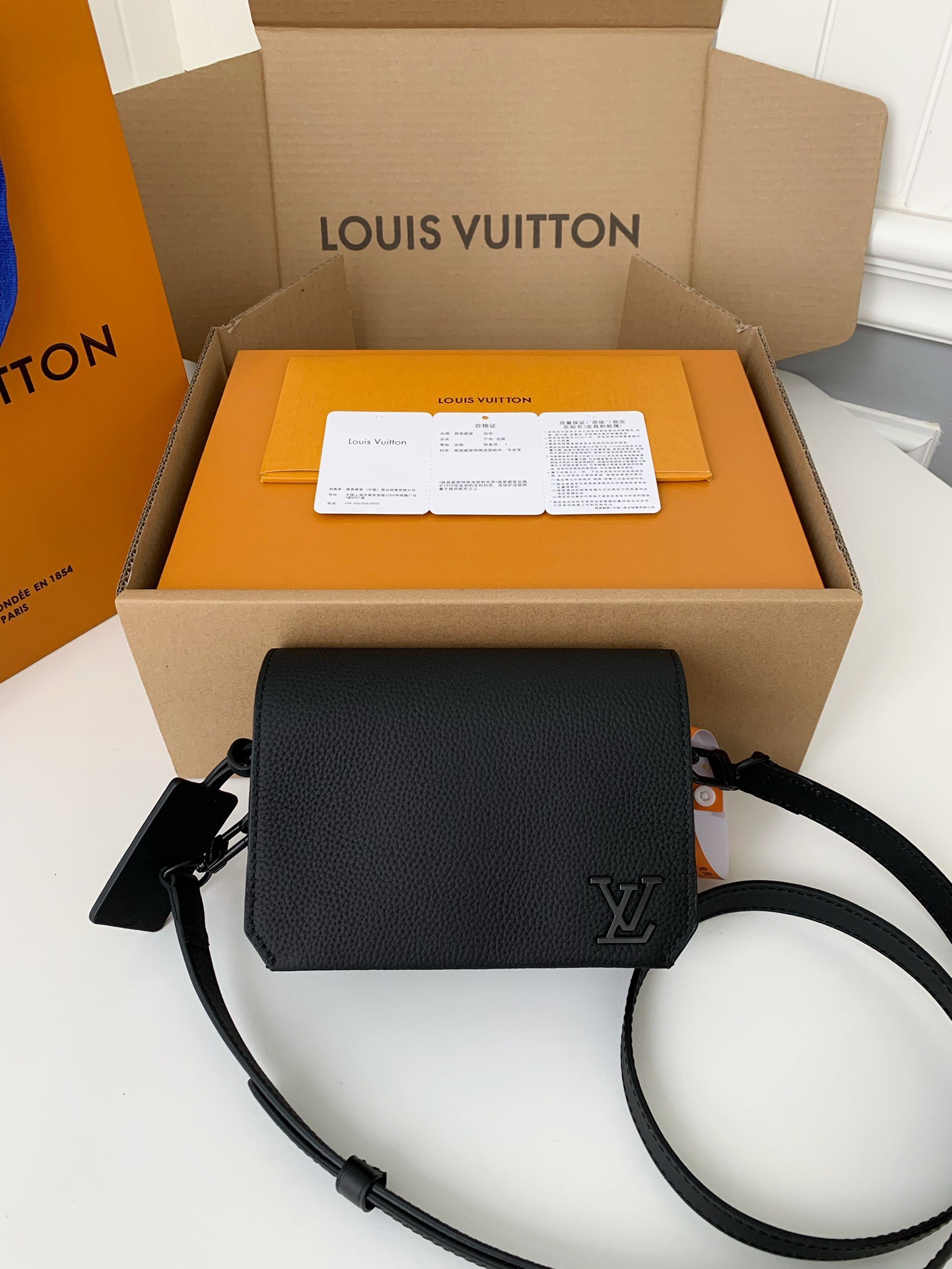 「#528」 Lovis Vuitton FLAP 17.3*12*7cm