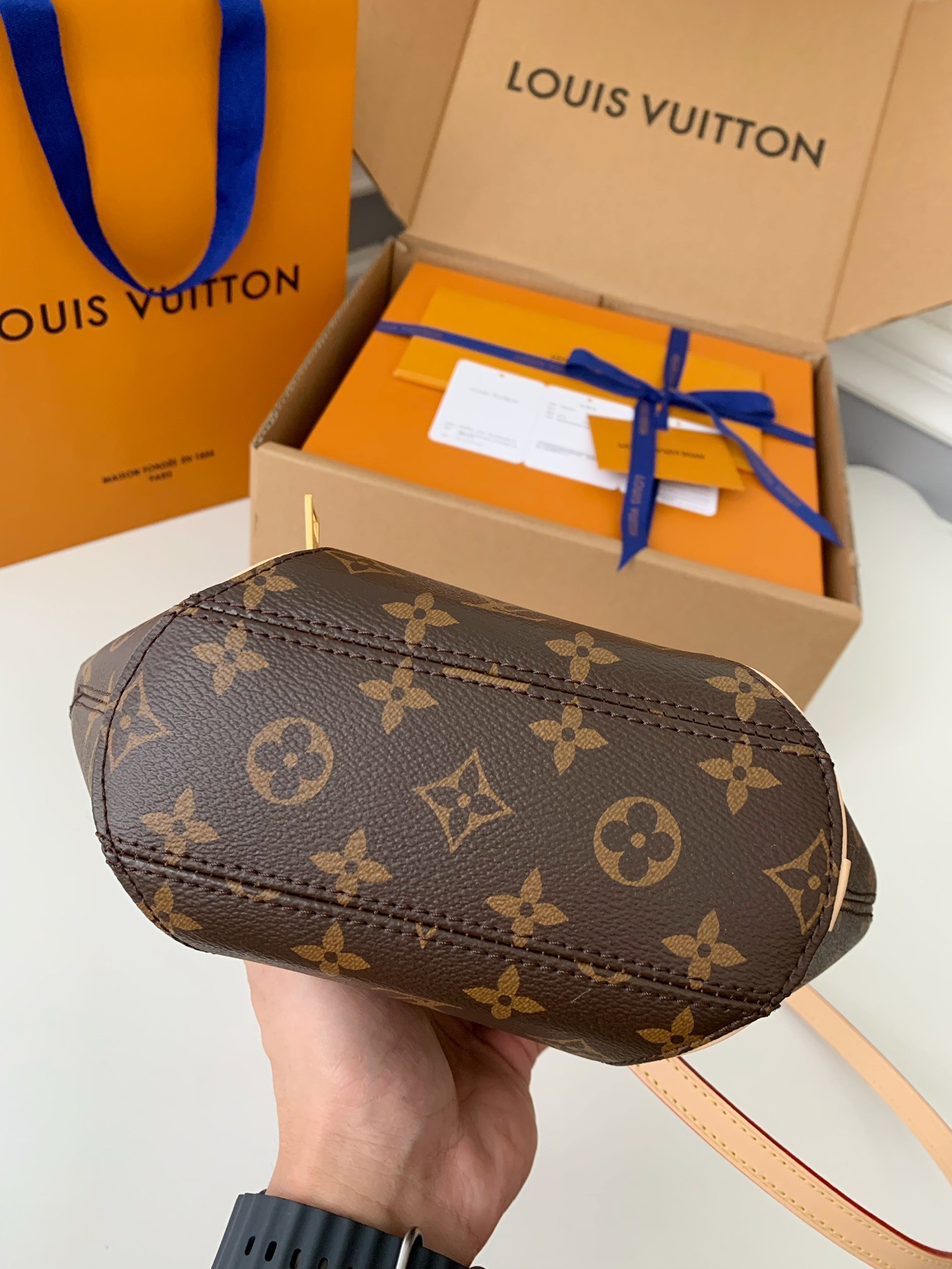 「#529」 Lovis Vuitton ELLIPSE 28*21*8cm - Image 5