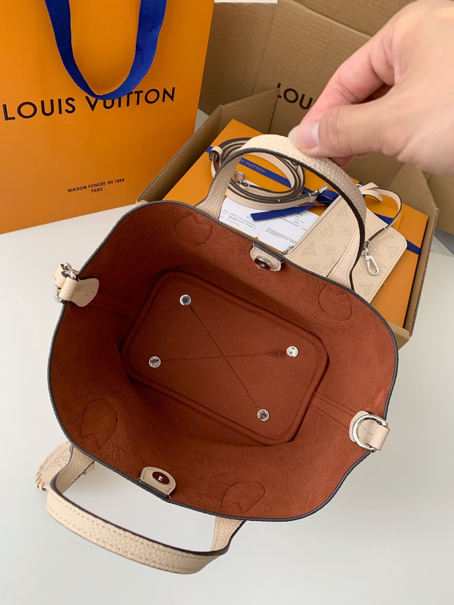 「#534」 Lovis Vuitton BLOSSOM 20*20*12.5cm - Image 5