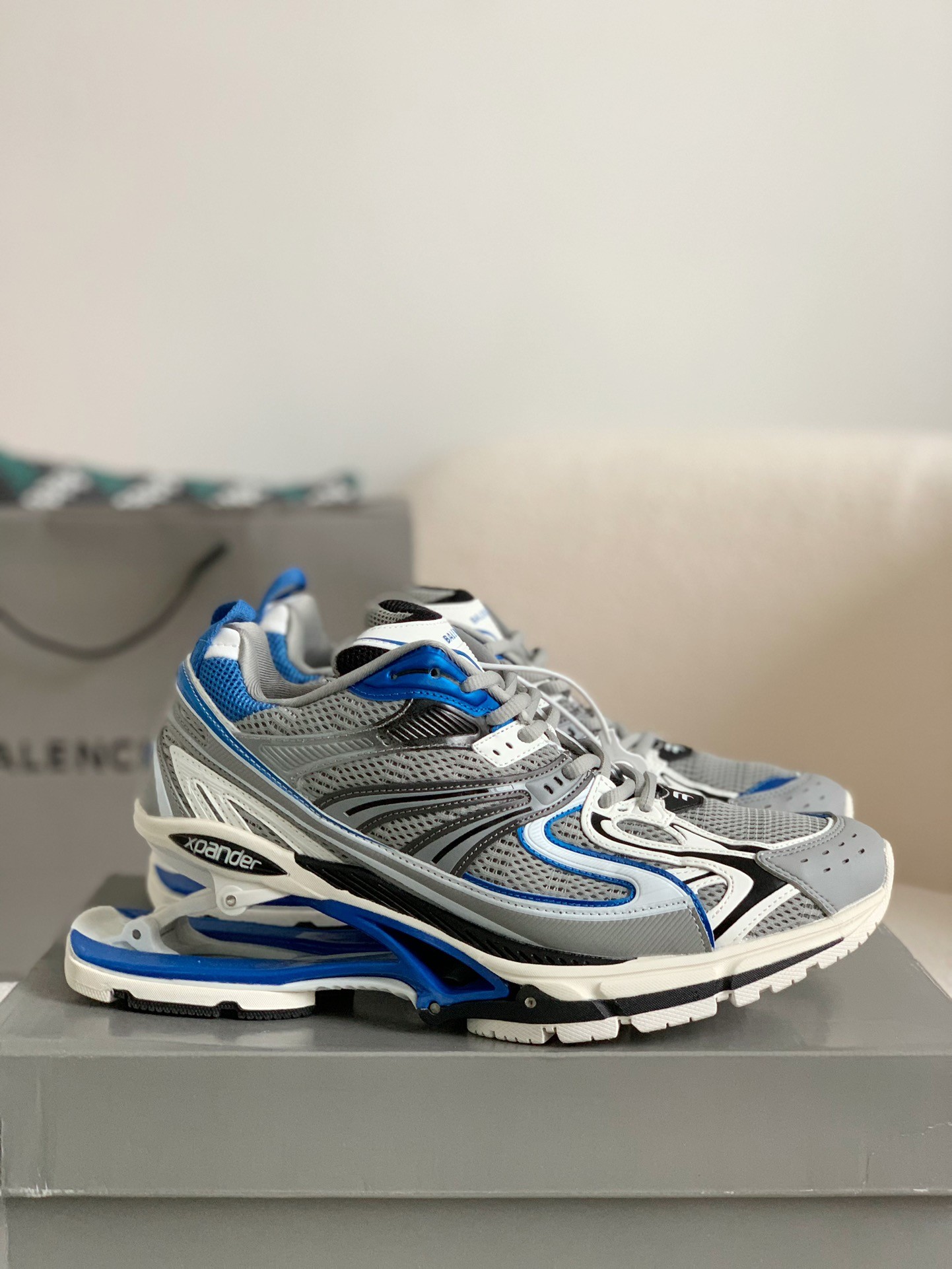 「#537」Balenciaga X-Pander Men's Floating Sneakers - Image 2