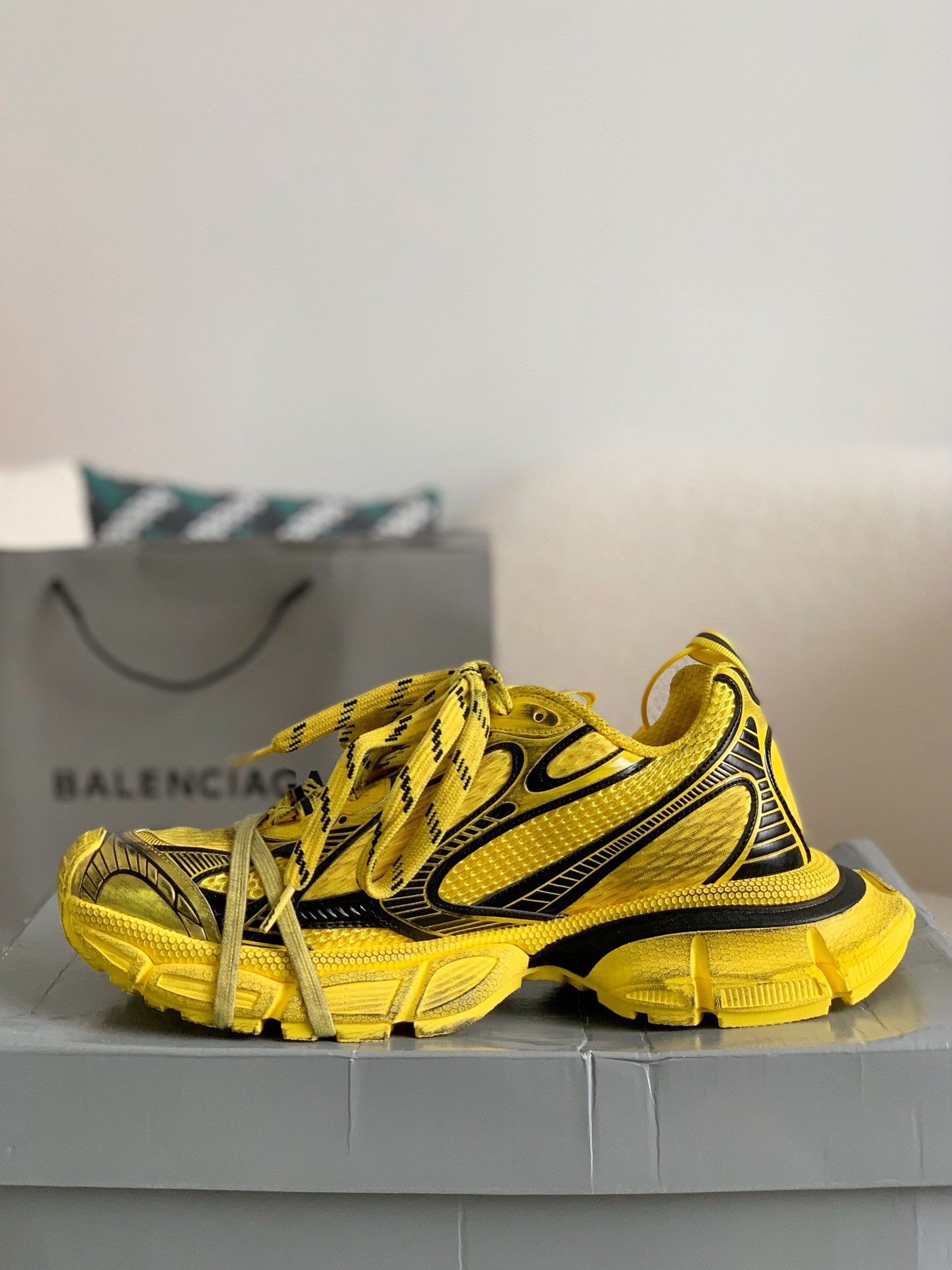 「#540」Balenciaga Runner Sneakers - Image 4