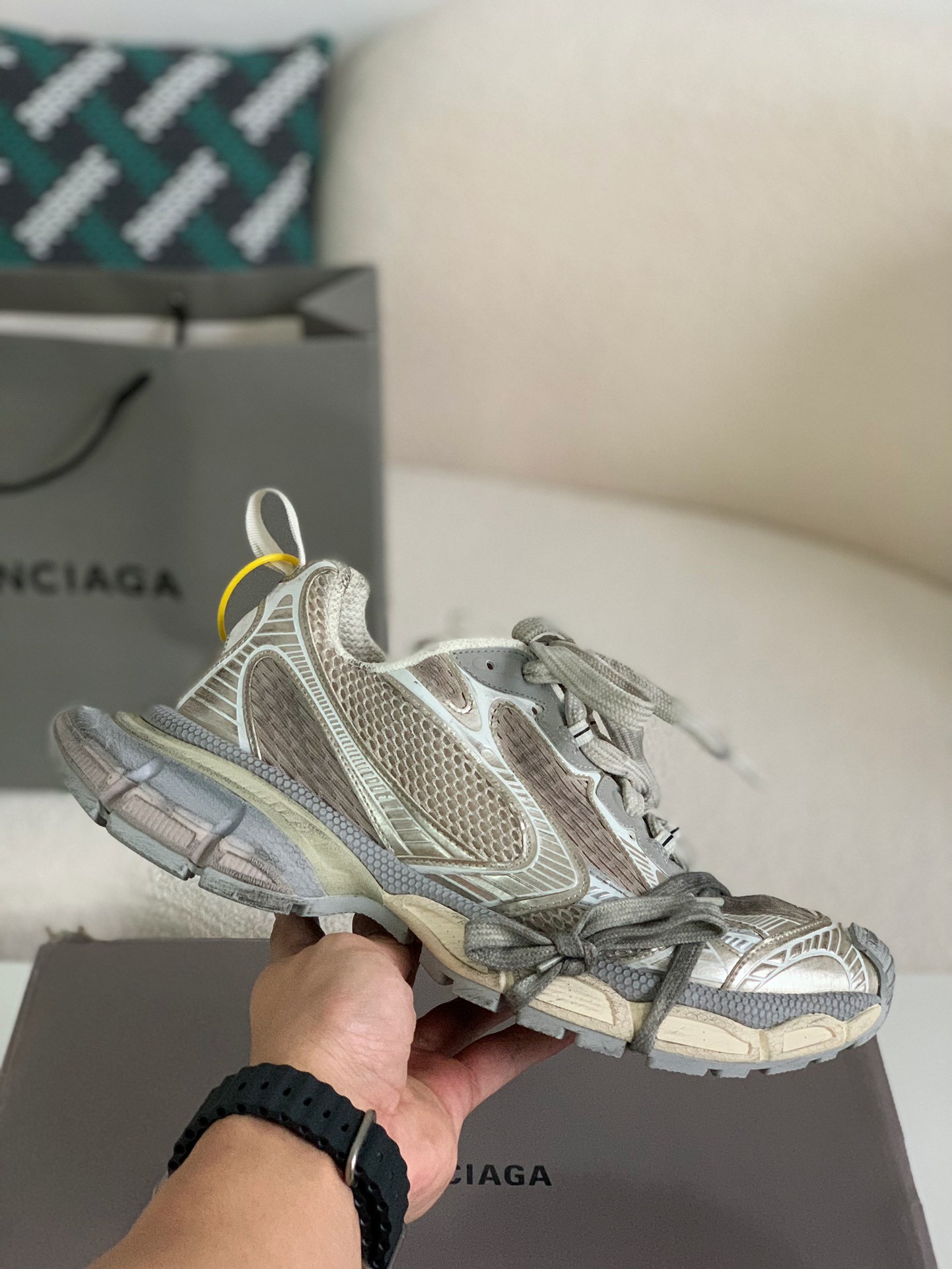 「#541」Balenciaga Runner Sneakers - Image 3