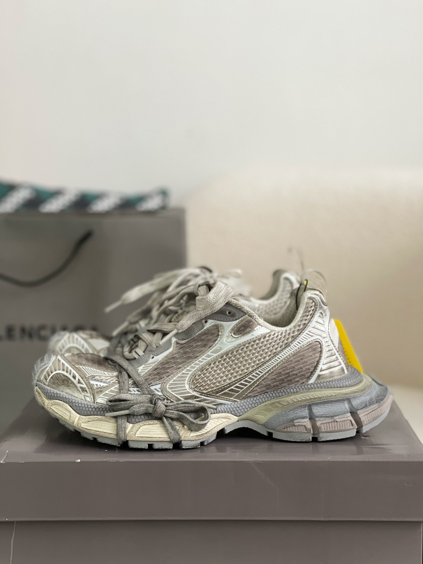 「#541」Balenciaga Runner Sneakers