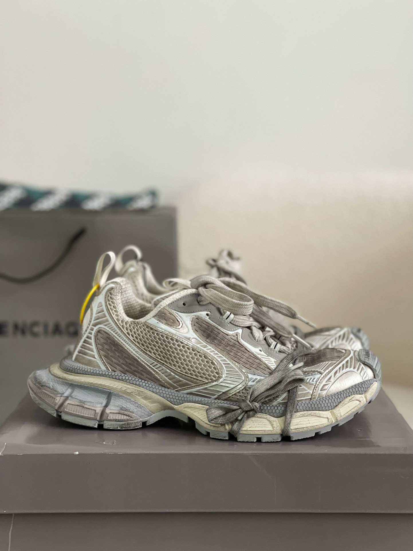 「#541」Balenciaga Runner Sneakers - Image 2