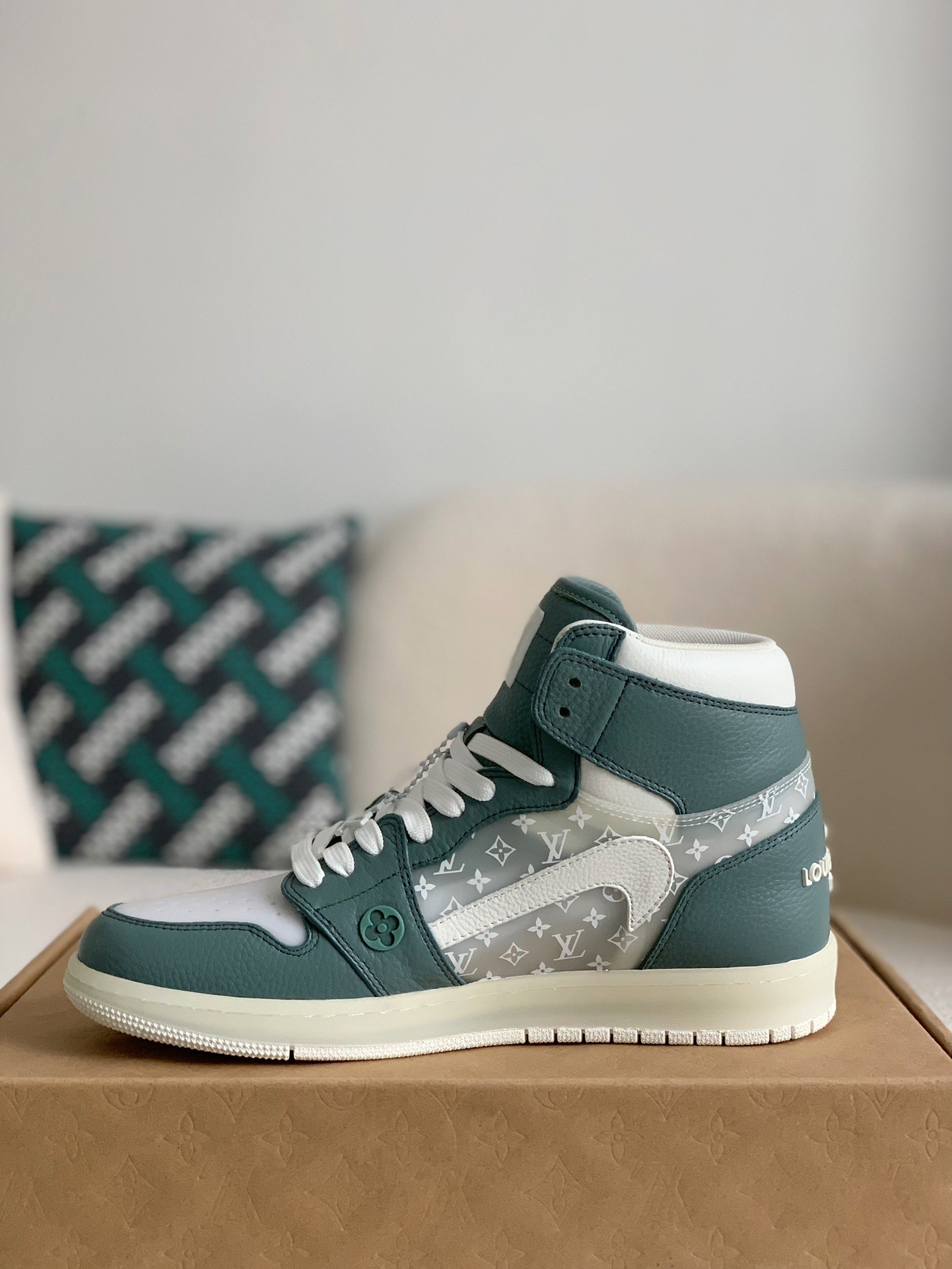 「#549」Louis Vuitton Jordan1 - Image 4