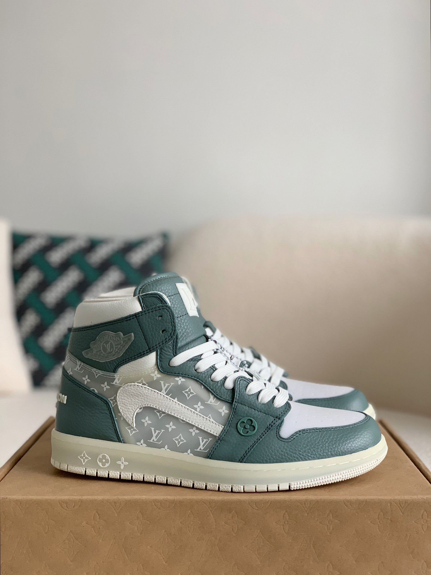 「#549」Louis Vuitton Jordan1 - Image 2