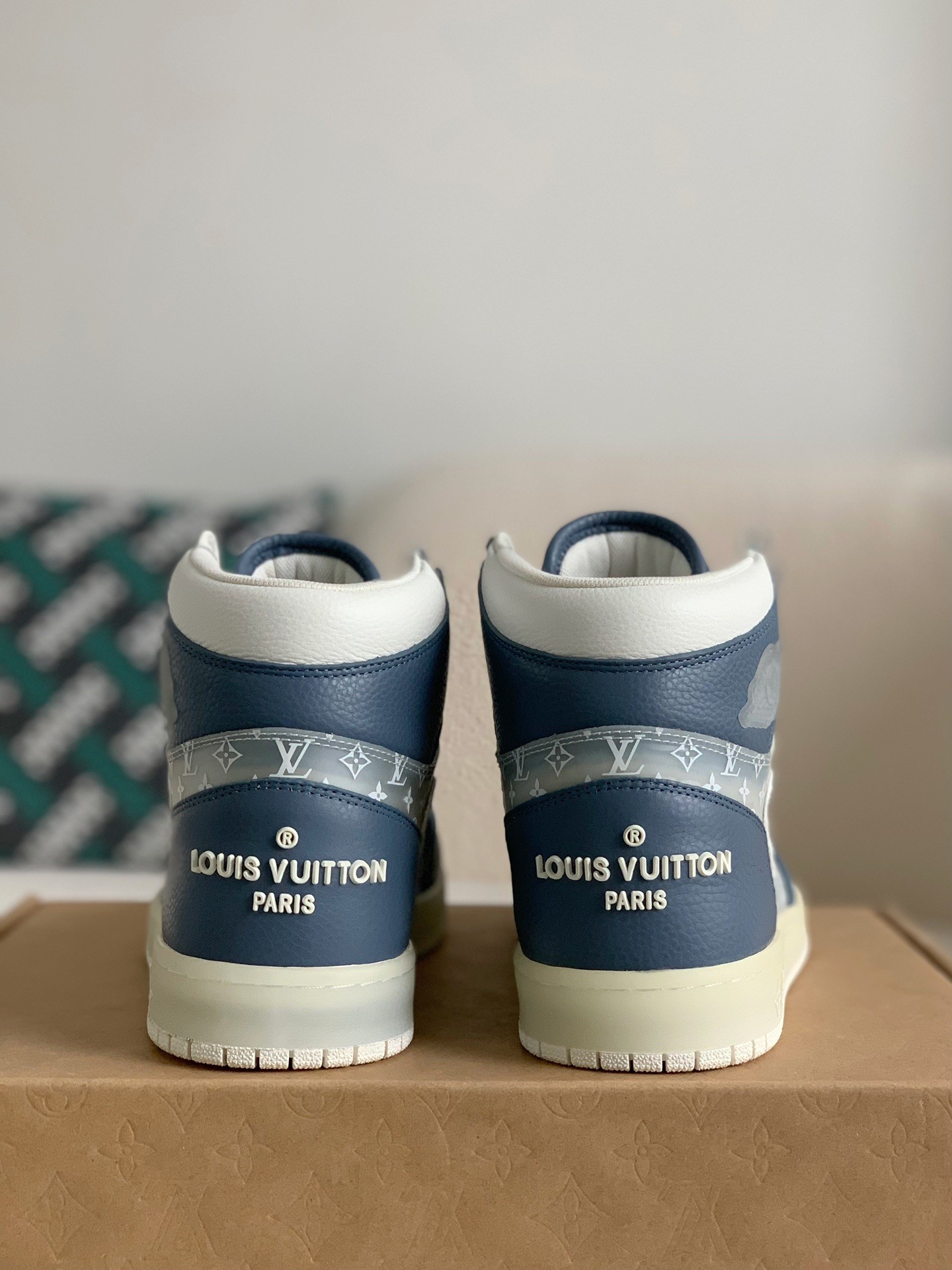 「#550」Louis Vuitton Jordan1 sneaker - Image 5