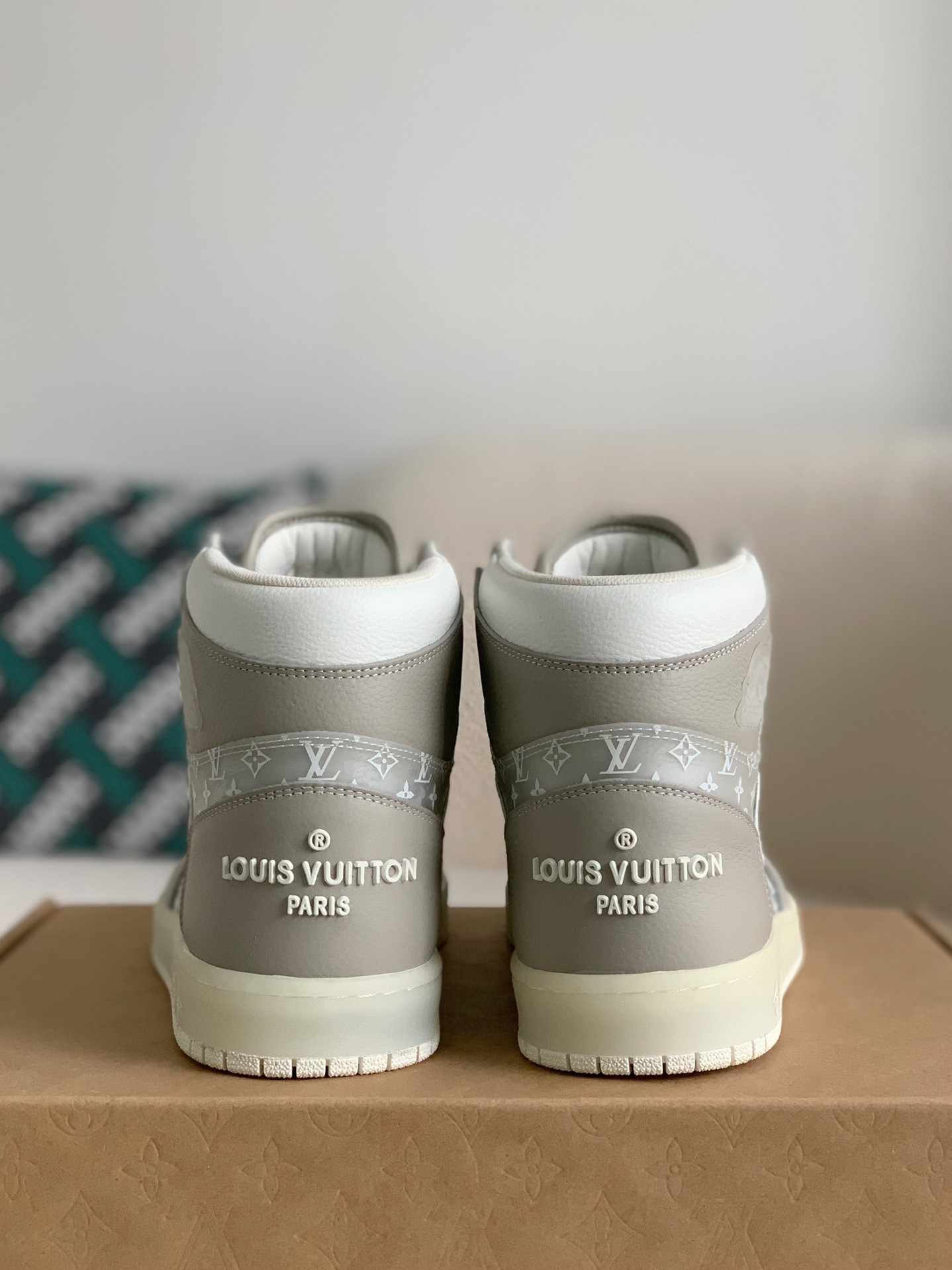 「#553」Louis Vuitton Jordan1 sneaker - Image 5
