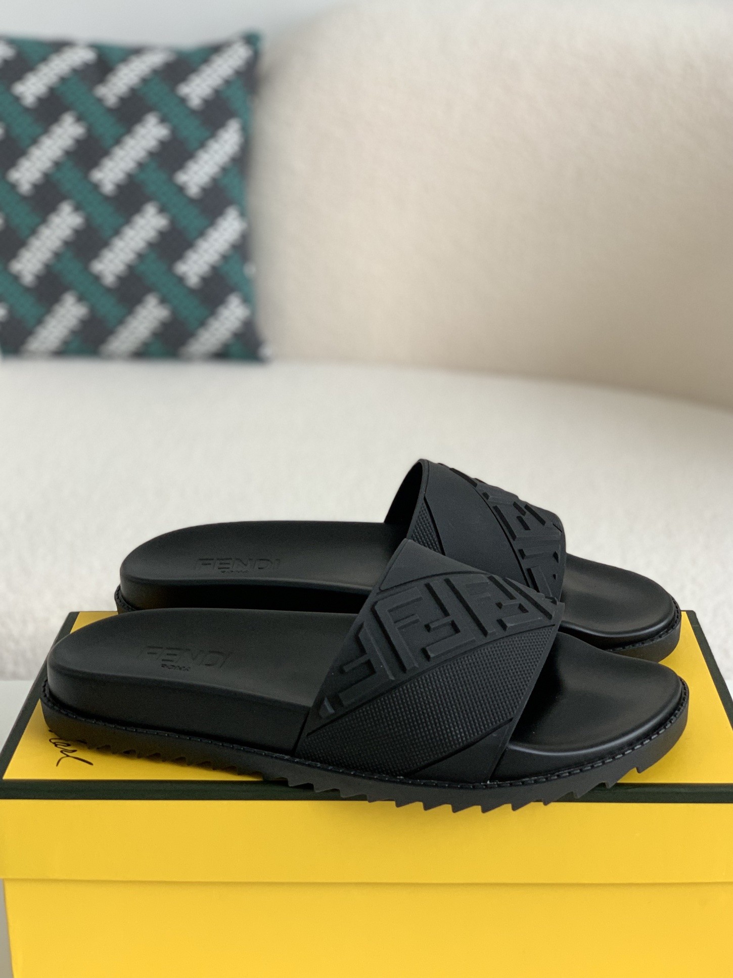 「#542」FENDI Sandals - Image 2