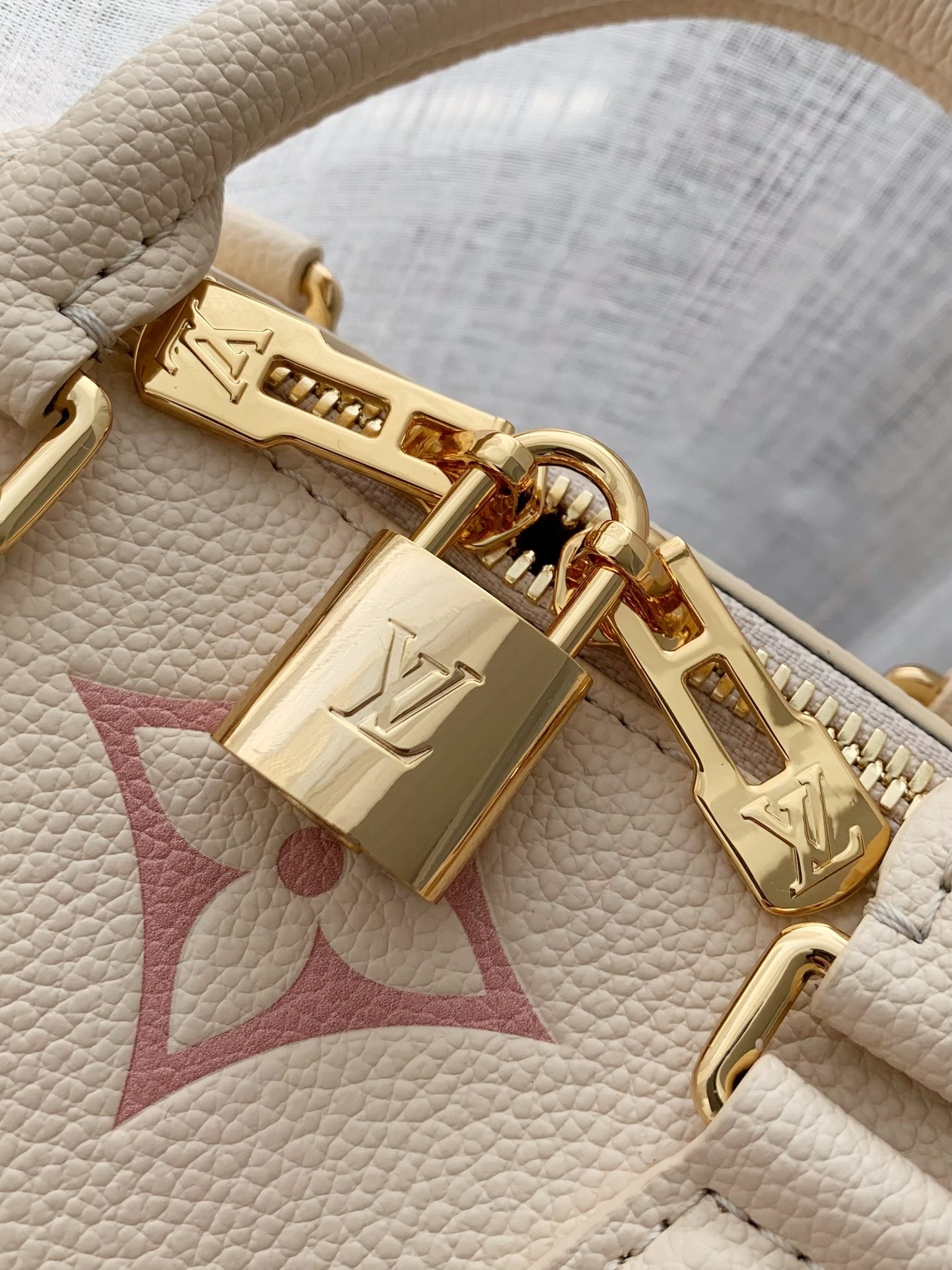 「#556」 Lovis Vuitton SPEEDY BANDOULIÈRE 20.5*13.5*12cm - Image 5