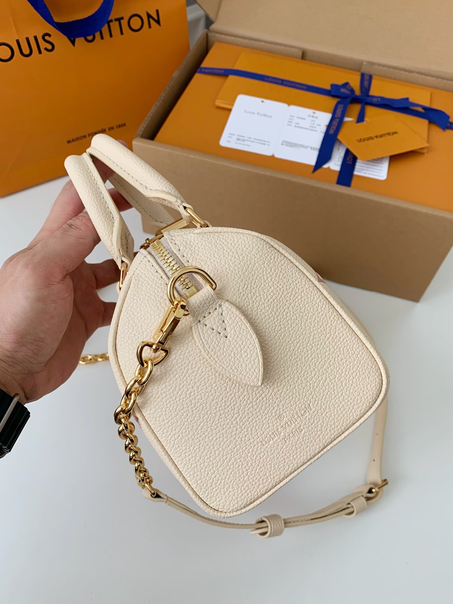 「#556」 Lovis Vuitton SPEEDY BANDOULIÈRE 20.5*13.5*12cm - Image 4