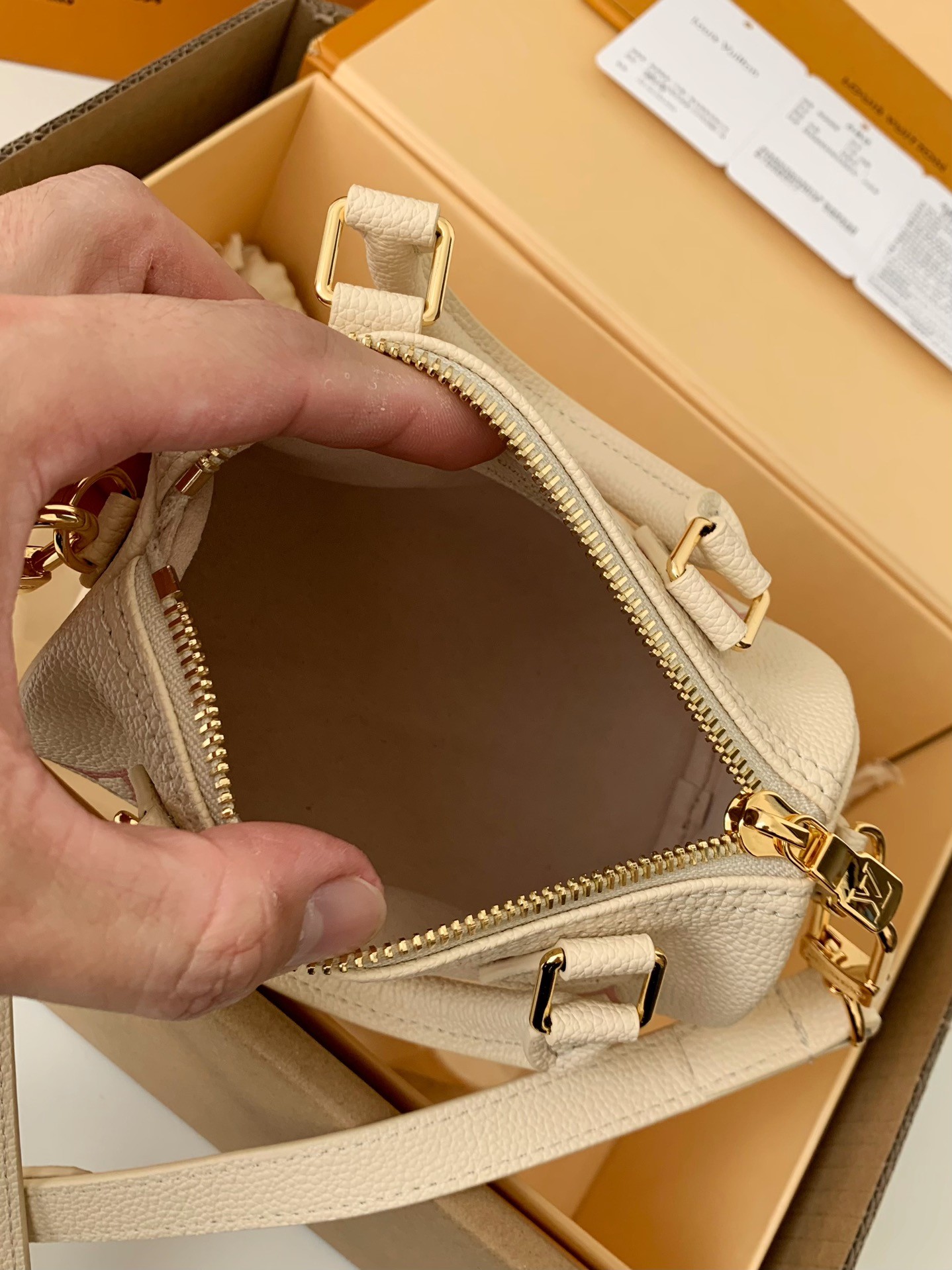 「#559」 Lovis Vuitton NANO SPEEDY 16*10*7.5cm - Image 5