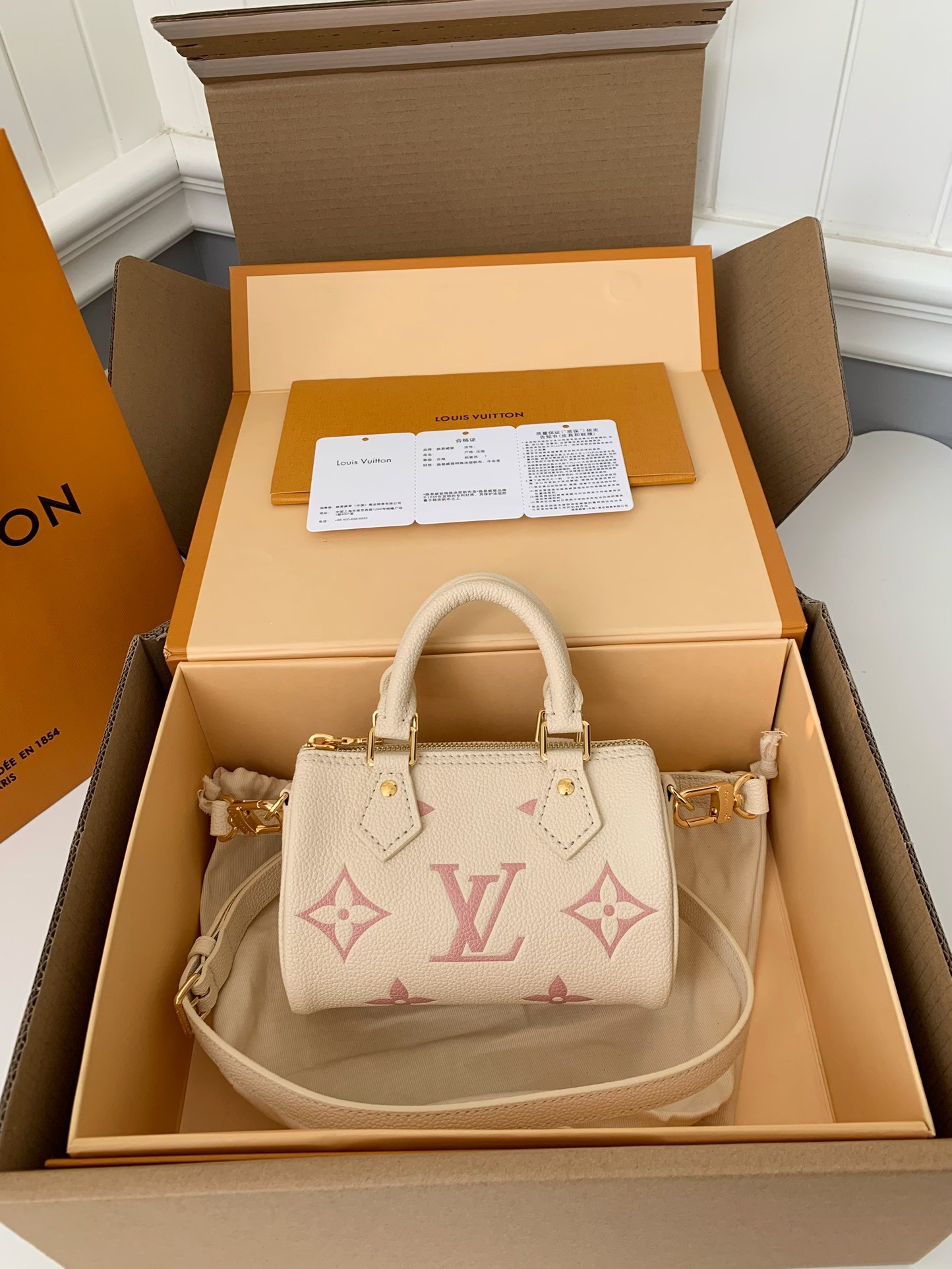「#559」 Lovis Vuitton NANO SPEEDY 16*10*7.5cm