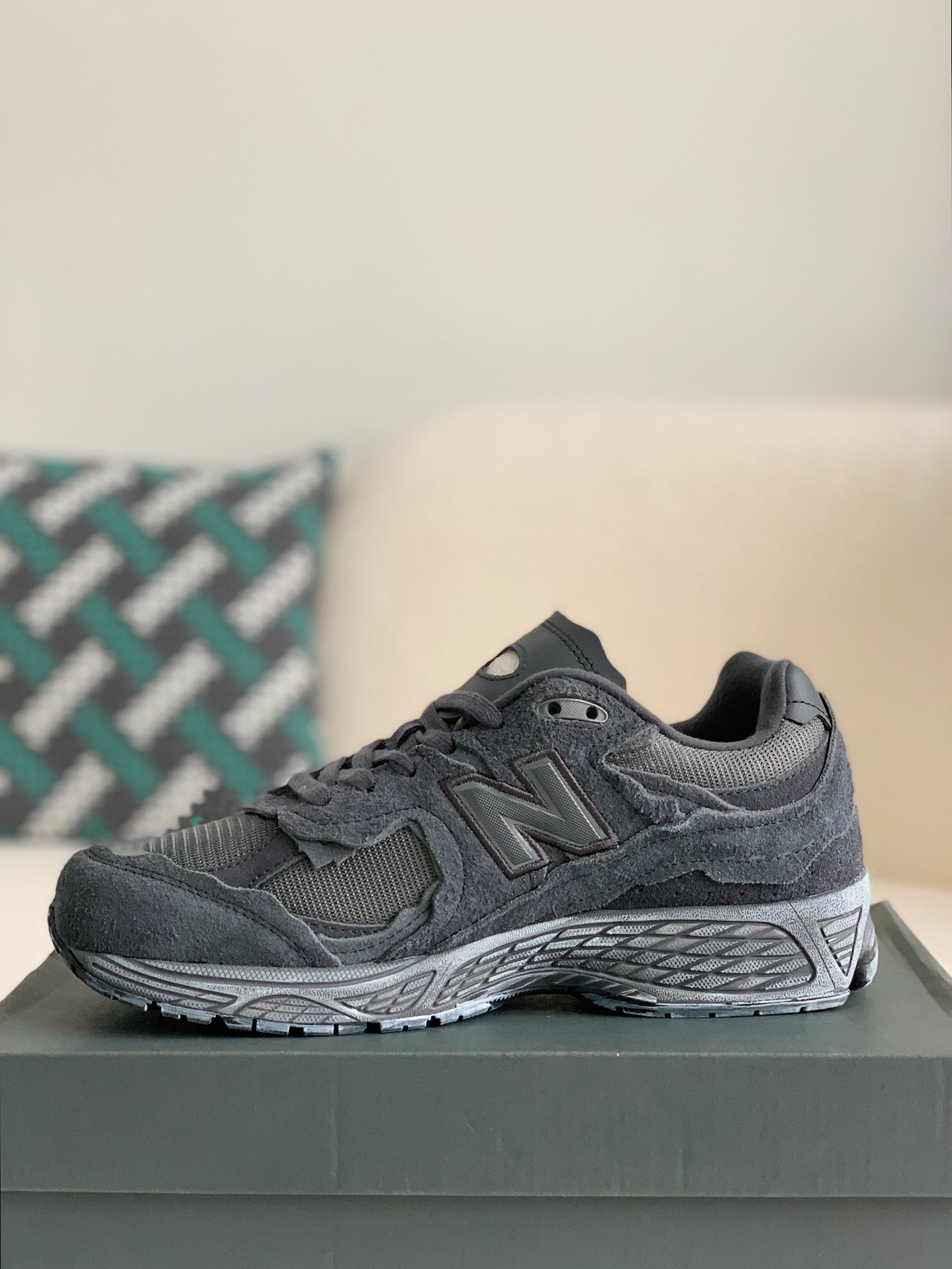 「#563」New Balance NB 2002R "refined future" - Image 4