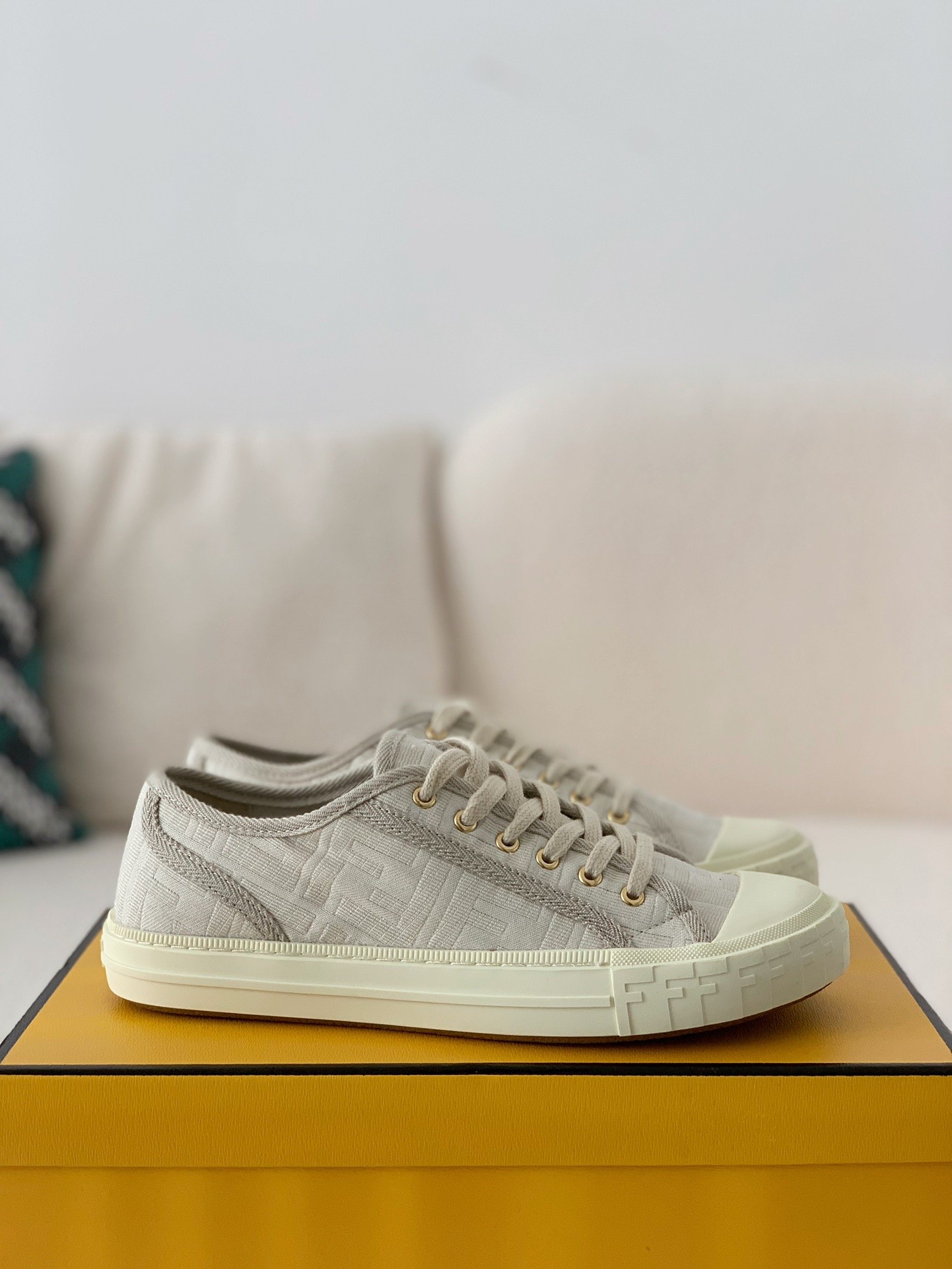 「#586」FENDI Sneakers - Image 2