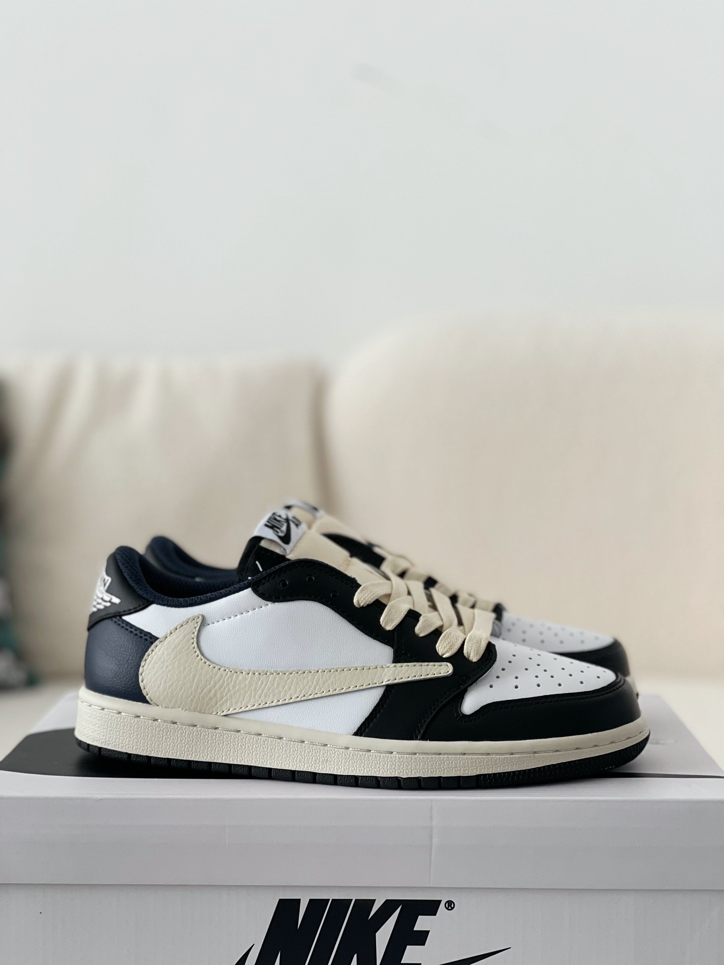 「#574」Travis Scott × Nike Dunk SB Low Sneakers - Image 2