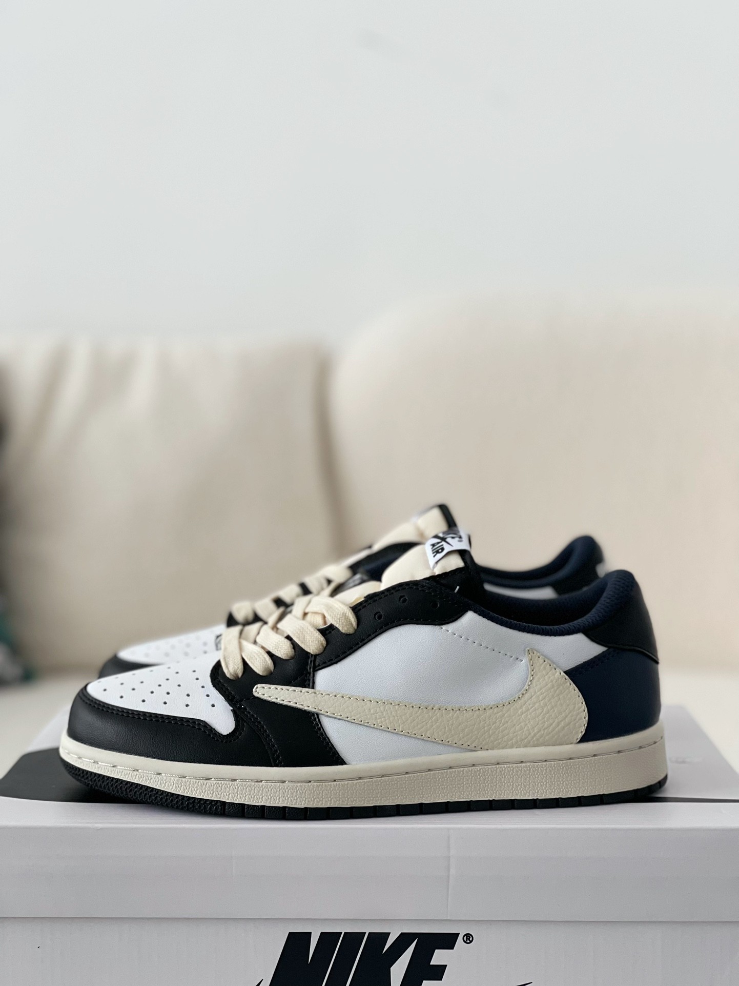 「#574」Travis Scott × Nike Dunk SB Low Sneakers