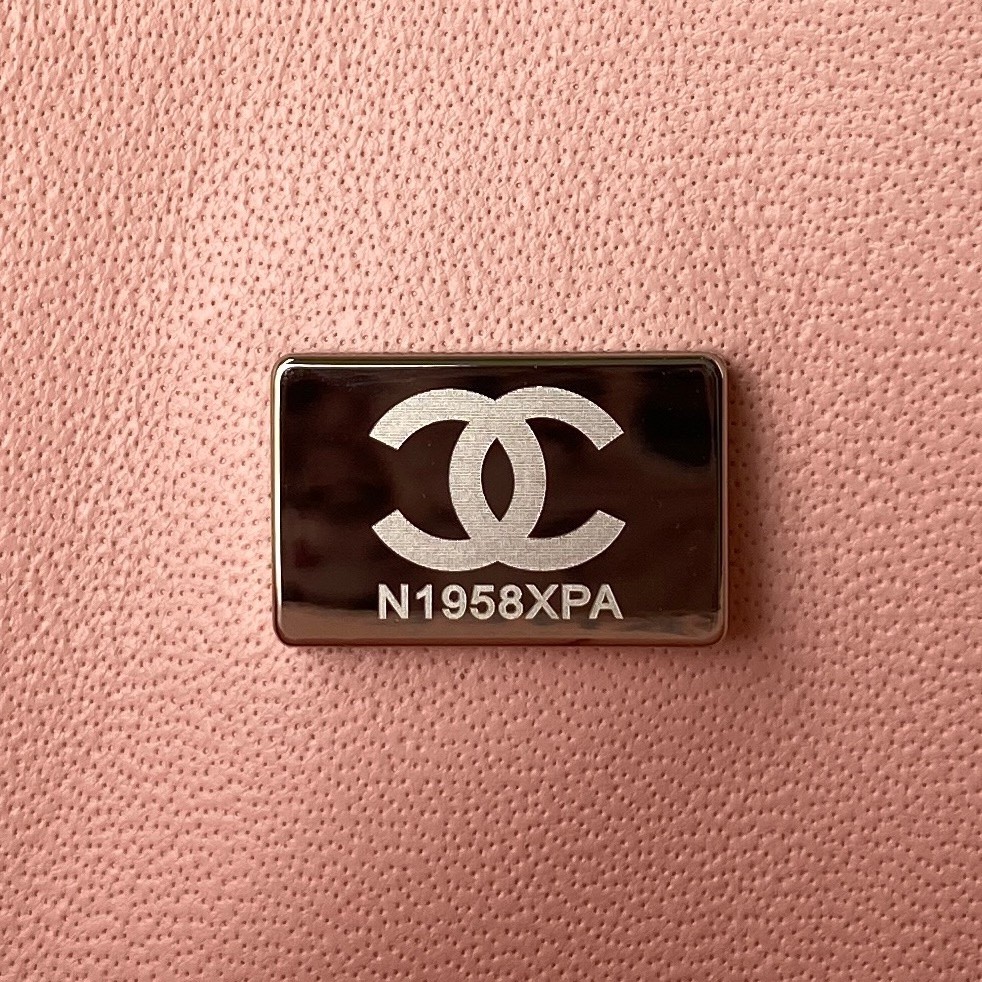 「#614」 Chane1 Classic Flap Bag Size: 15.5x25.5x6.5cm - Image 5