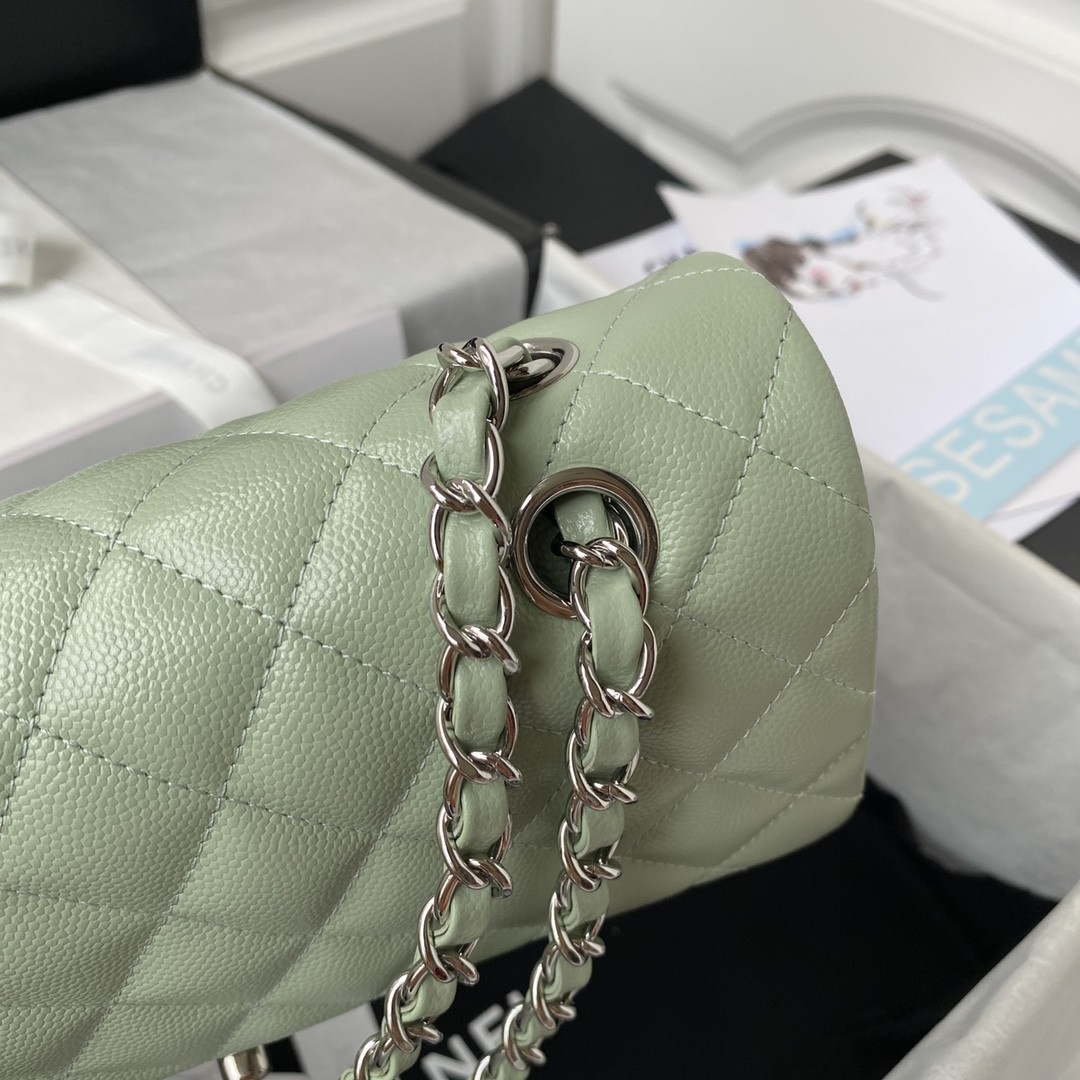 「#626」 Chane1 Classic Flap Bag Size: 15.5x25.5x6.5cm - Image 4