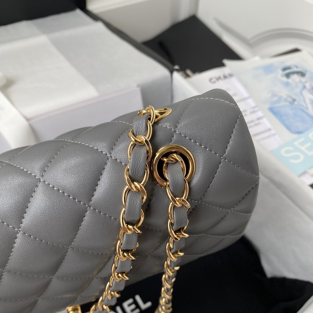 「#633」 Chane1 Classic Flap Bag Size: 15.5x25.5x6.5cm - Image 5