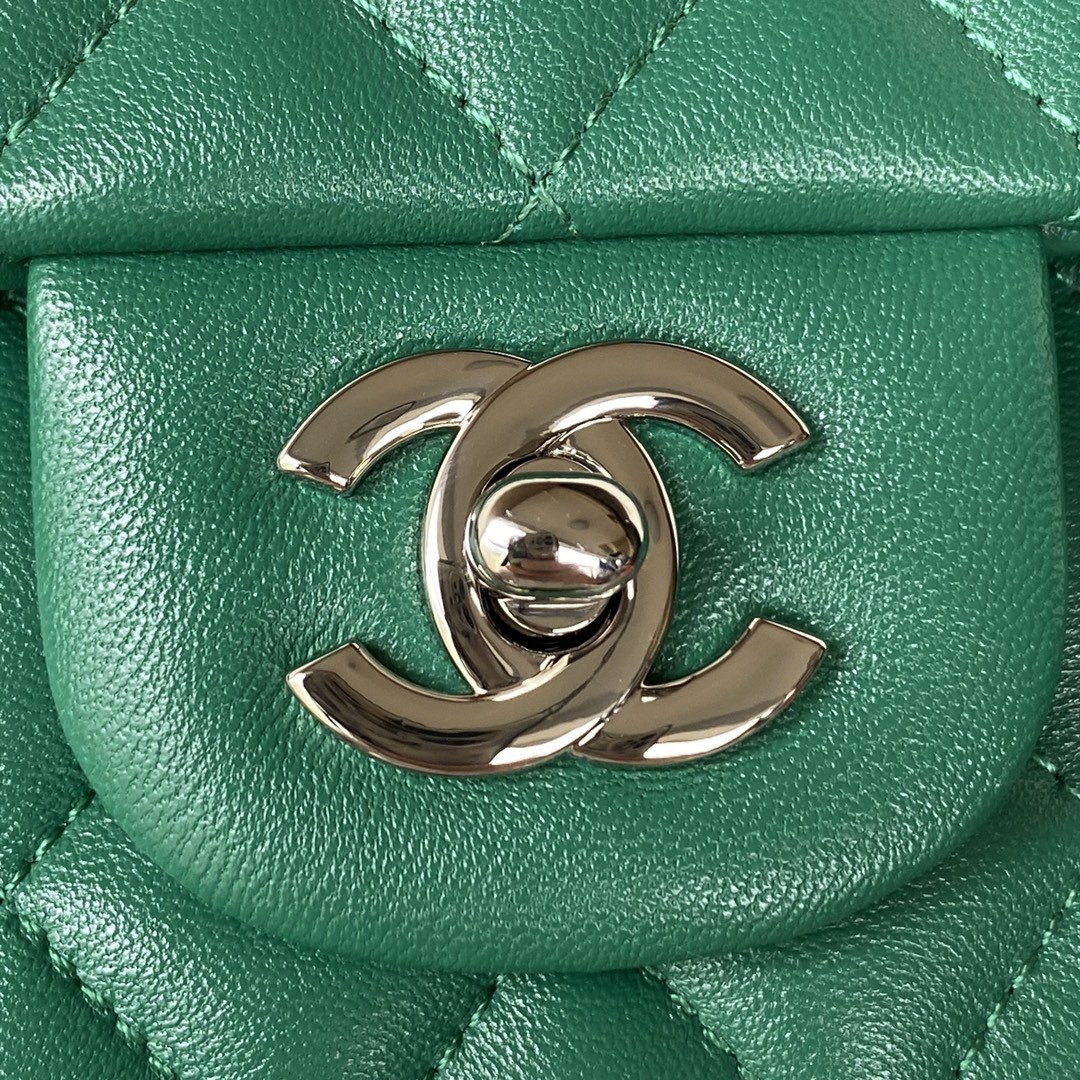 「#638」 Chane1 Classic Flap Bag Size: 15.5x25.5x6.5cm - Image 3