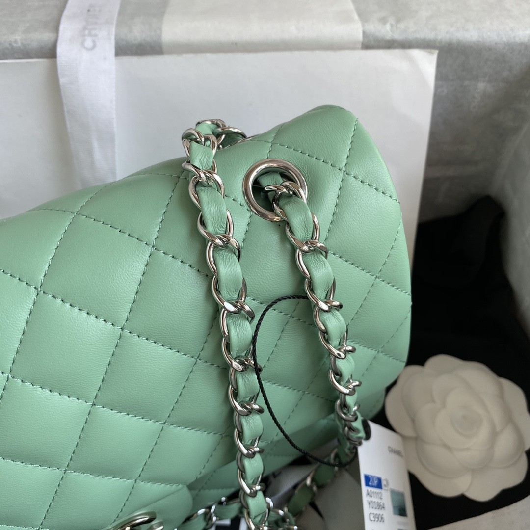 「#675」 Chane1 Classic Flap Bag Size: 15.5x25.5x6.5cm - Image 4