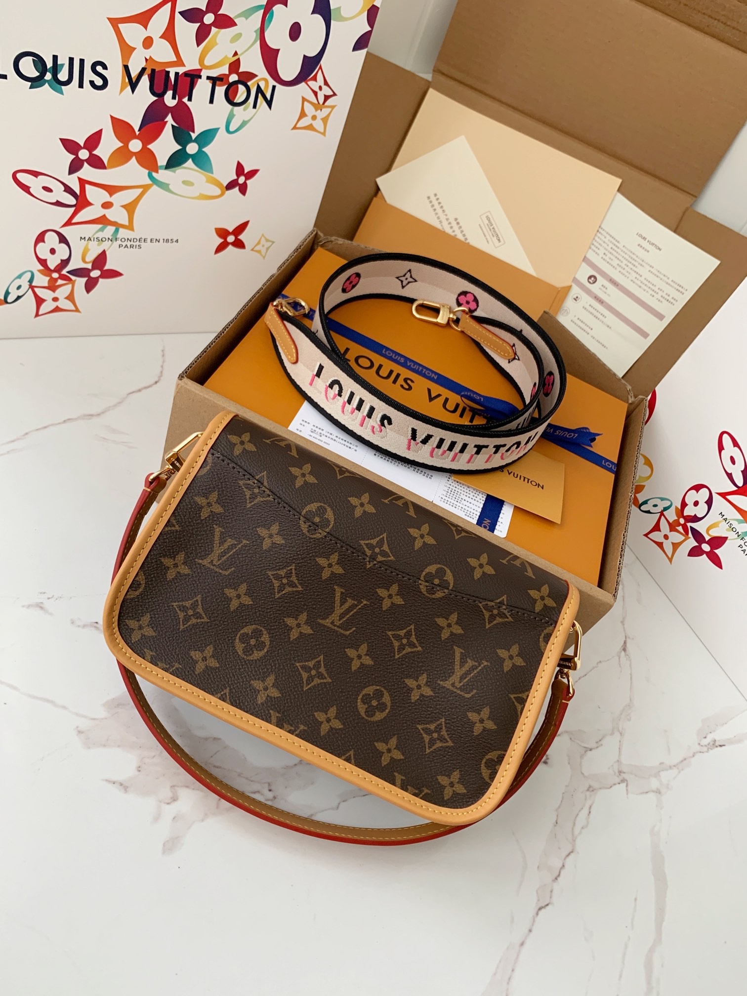 「#684」LOUIS VUITTON DIANE M45985 size:9*15*24cm - Image 4