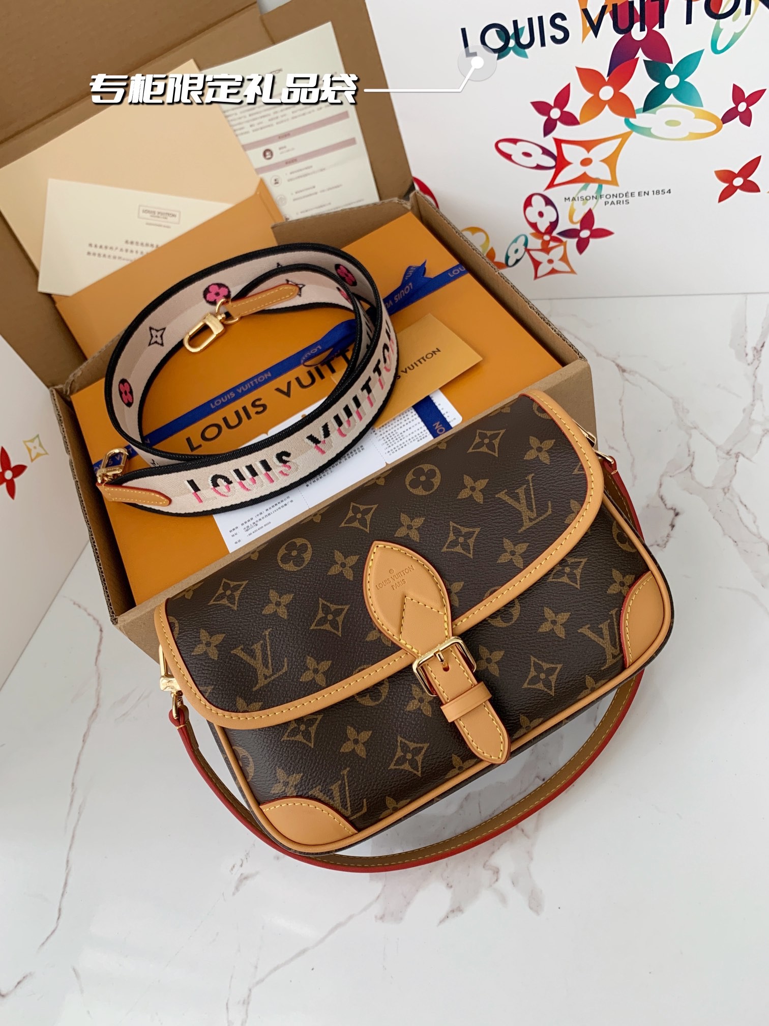 「#684」LOUIS VUITTON DIANE M45985 size:9*15*24cm - Image 2