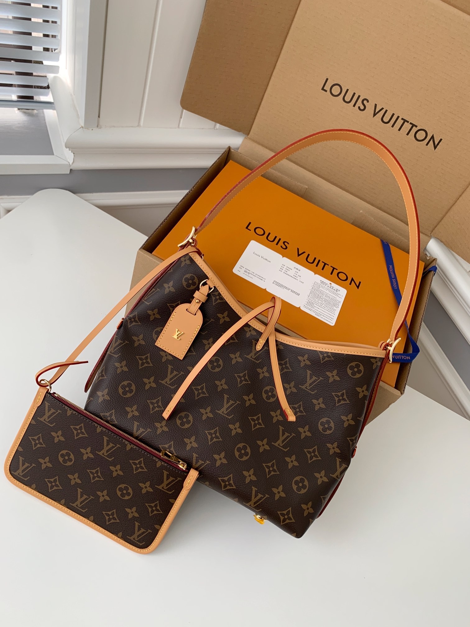 「#688」 Lovis Vuitton CARRYALL M46203 size:29*24*12cm